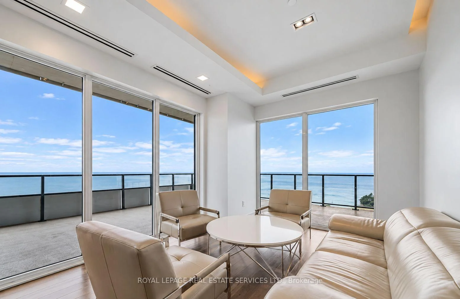 Photo 11 of Unit 2615, 30 Shore Breeze Drive, Etobicoke, Mimico — HOMEH