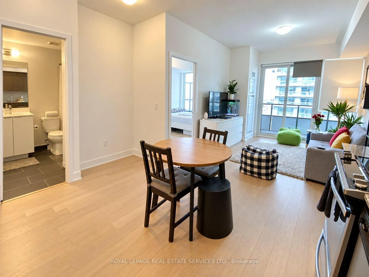 Photo 32 of Unit 2615, 30 Shore Breeze Drive, Etobicoke, Mimico — HOMEH