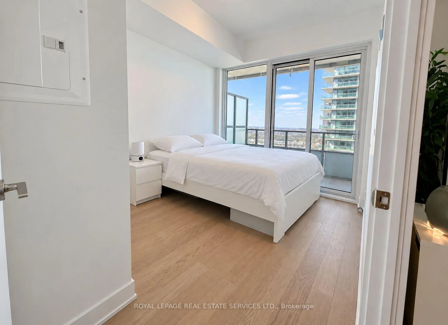 Photo 38 of Unit 2615, 30 Shore Breeze Drive, Etobicoke, Mimico — HOMEH