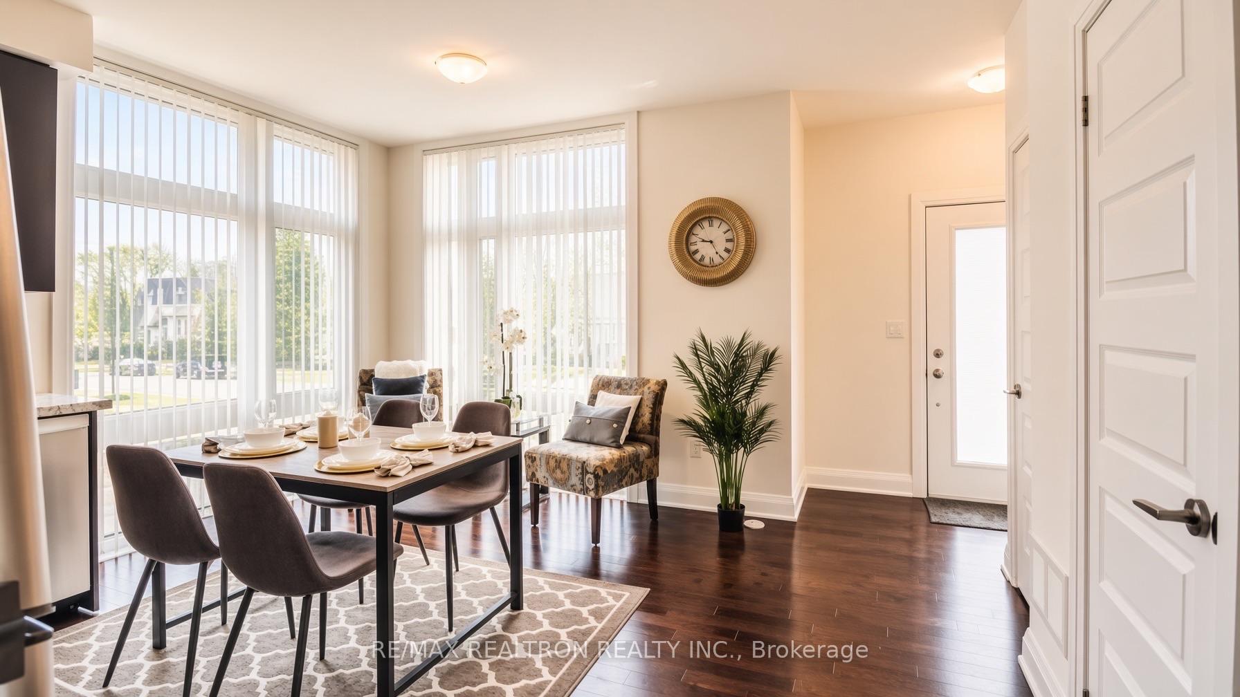 Photo 4 of Unit 112, 23 Eldora Avenue, North York, Newtonbrook West — HOMEH