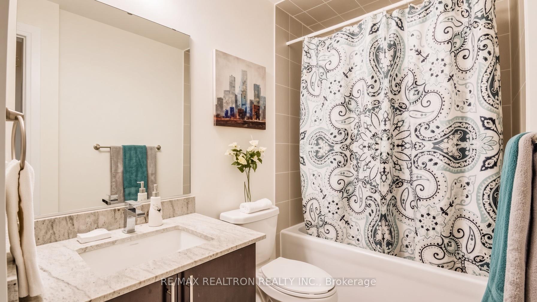 Photo 5 of Unit 112, 23 Eldora Avenue, North York, Newtonbrook West — HOMEH