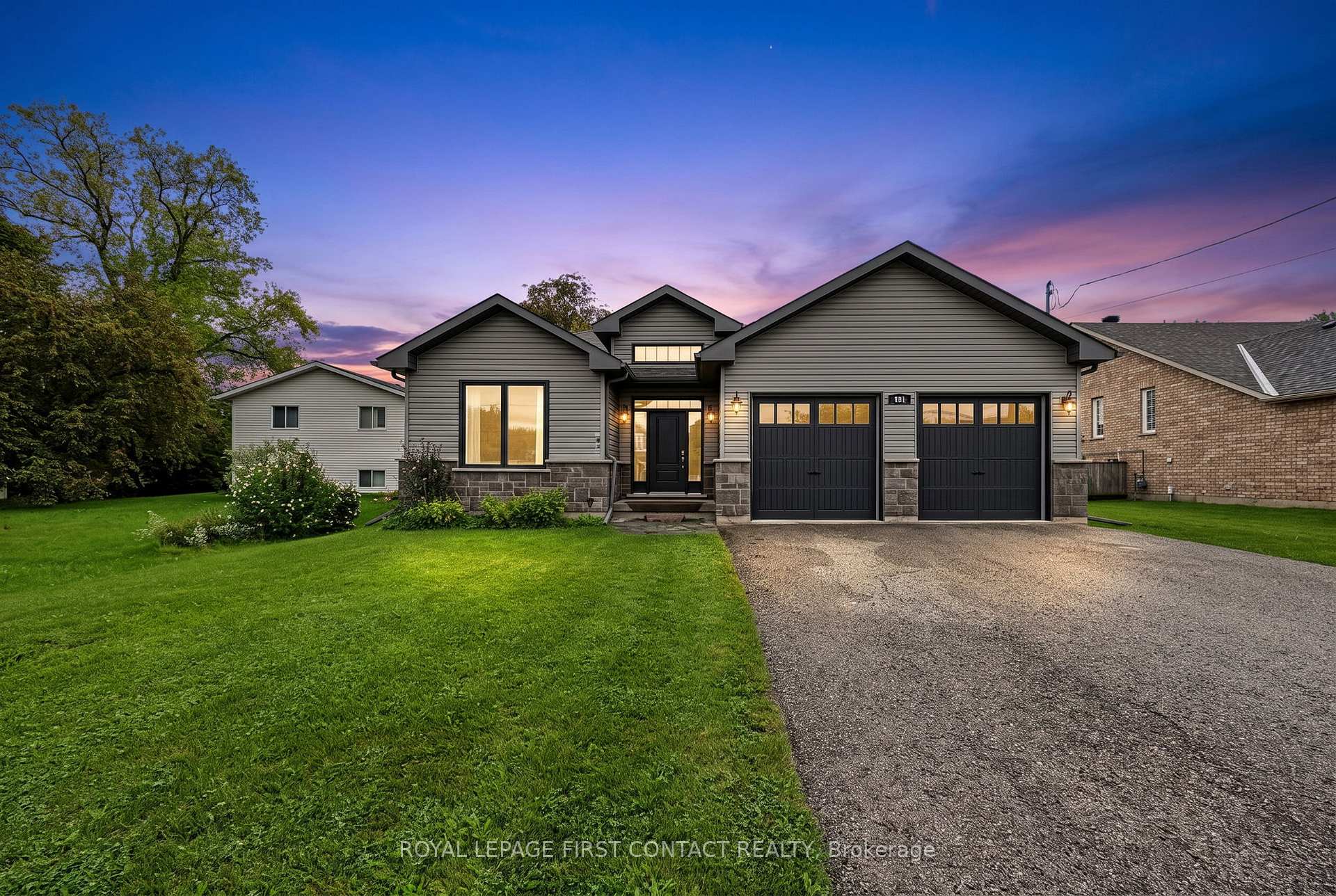Photo 1 of 981 Ewart Street, Innisfil, Lefroy — HOMEH