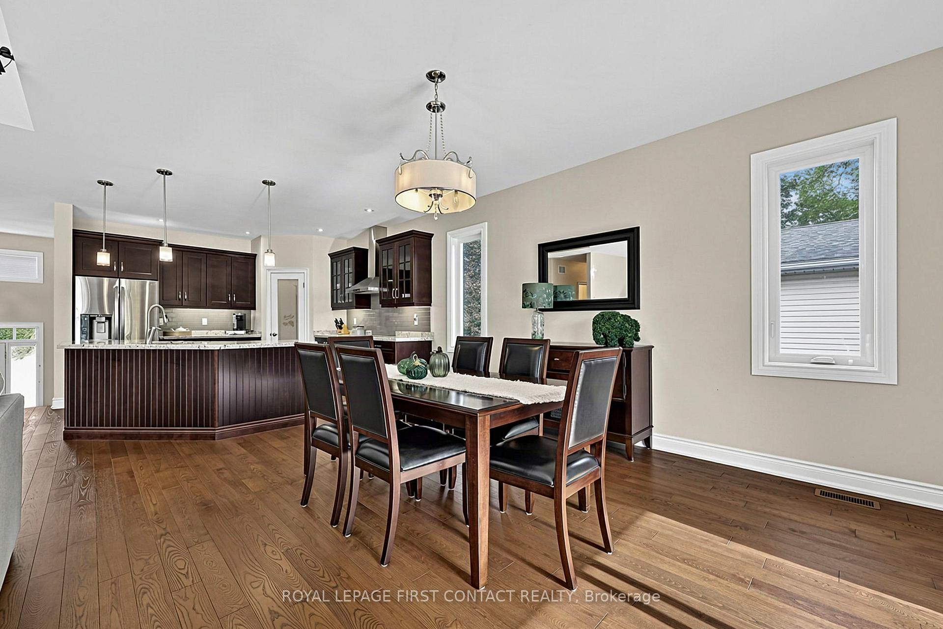 Photo 9 of 981 Ewart Street, Innisfil, Lefroy — HOMEH