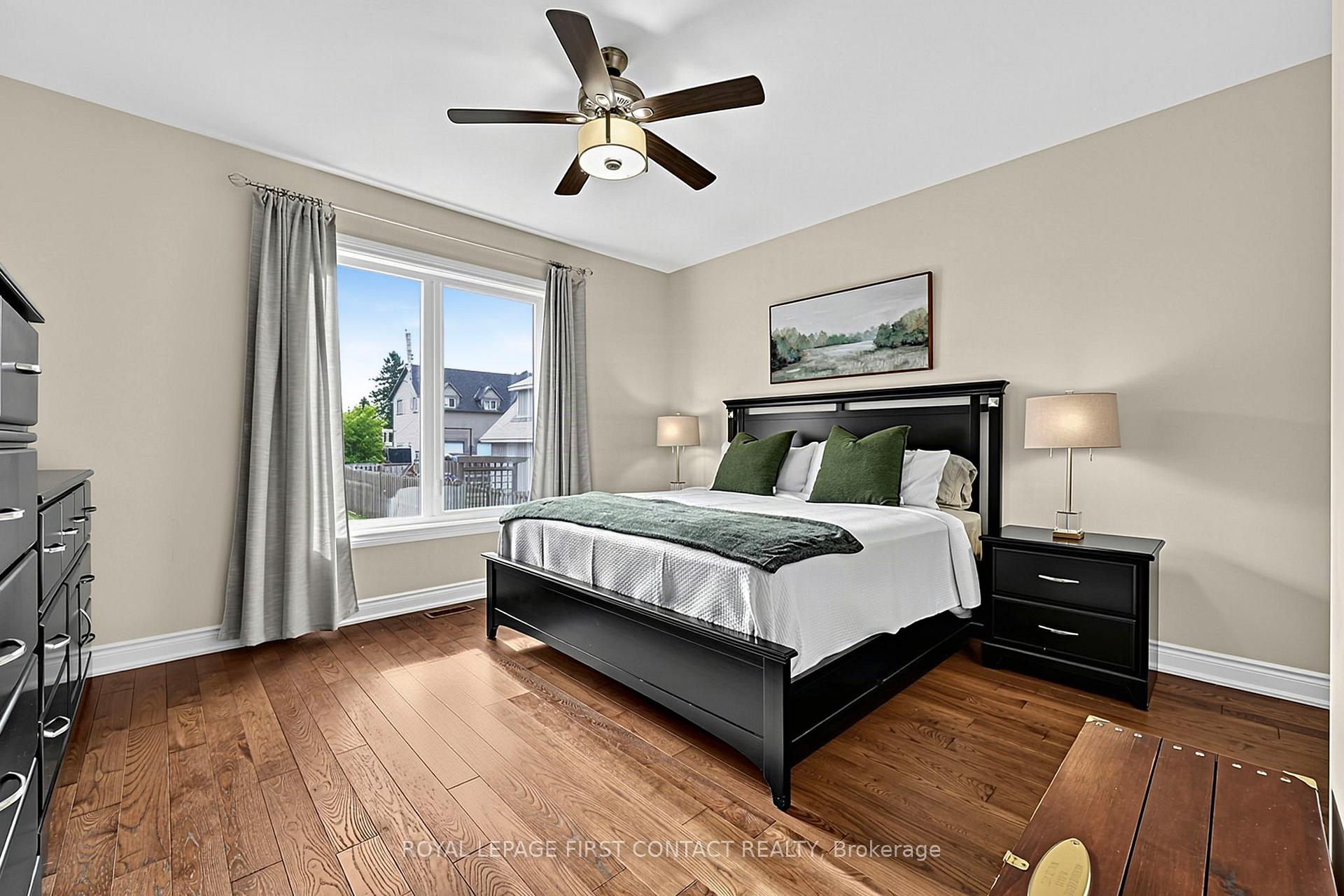 Photo 14 of 981 Ewart Street, Innisfil, Lefroy — HOMEH