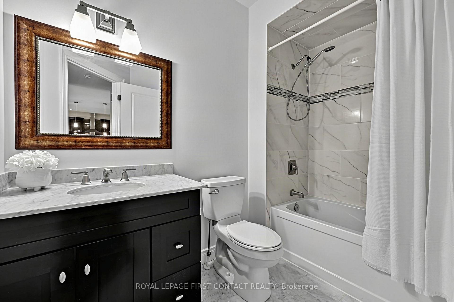 Photo 20 of 981 Ewart Street, Innisfil, Lefroy — HOMEH