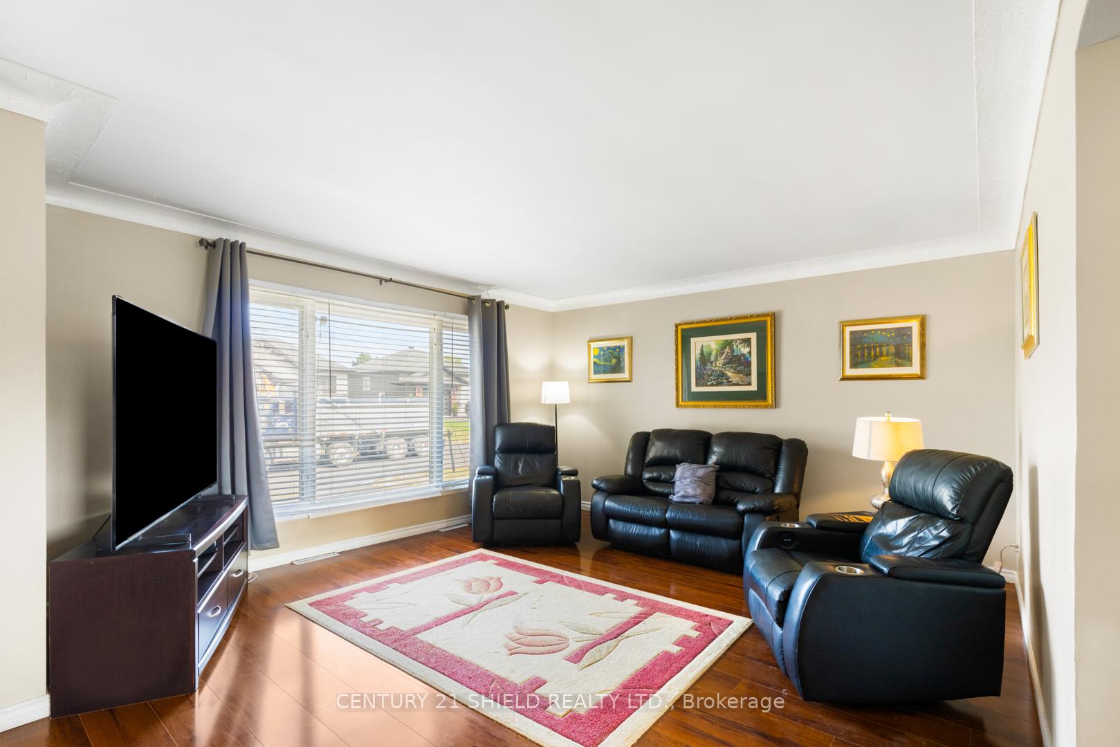 Photo 9 of 119 Anthony Street, Cornwall, Cornwall — HOMEH