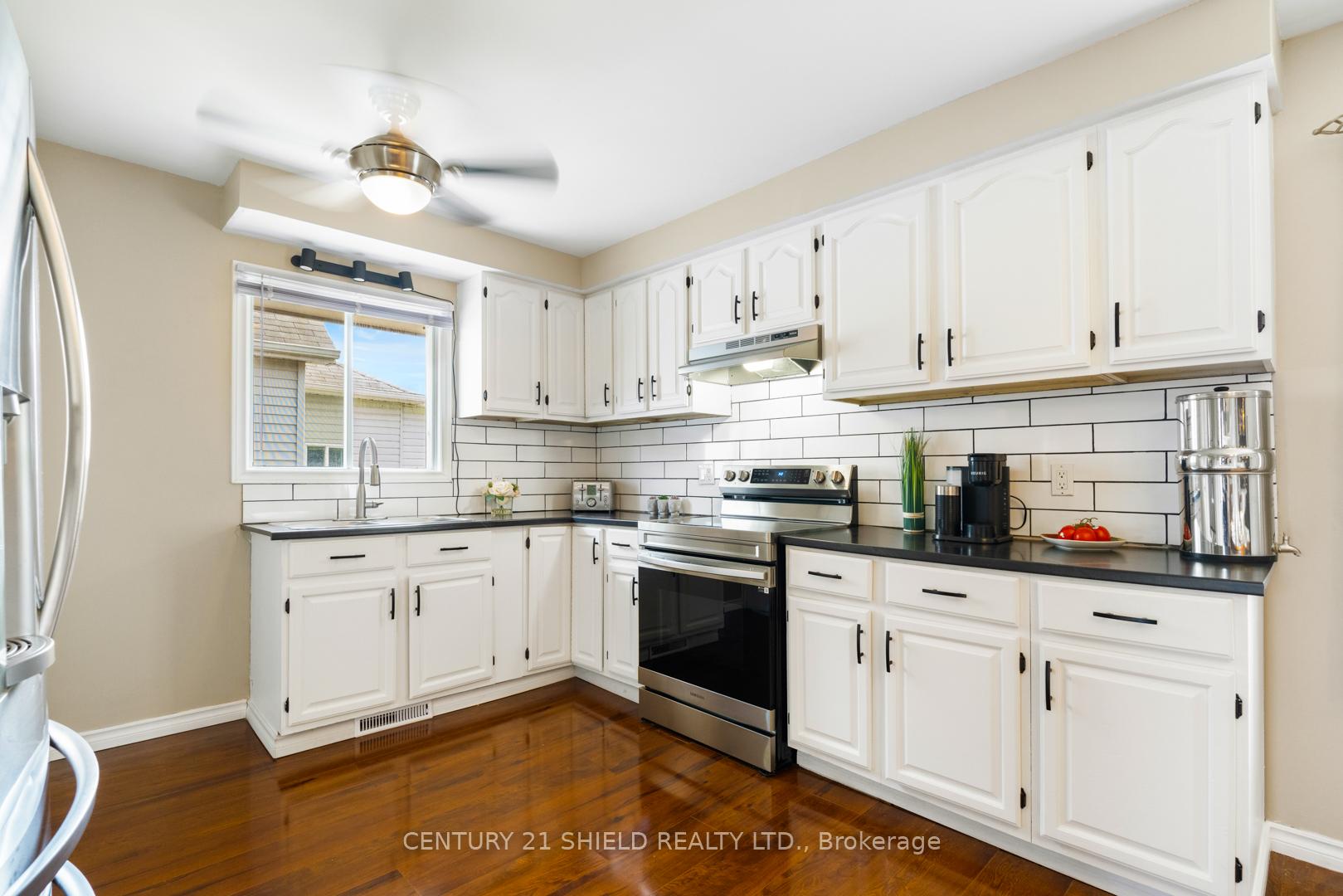 Photo 17 of 119 Anthony Street, Cornwall, Cornwall — HOMEH