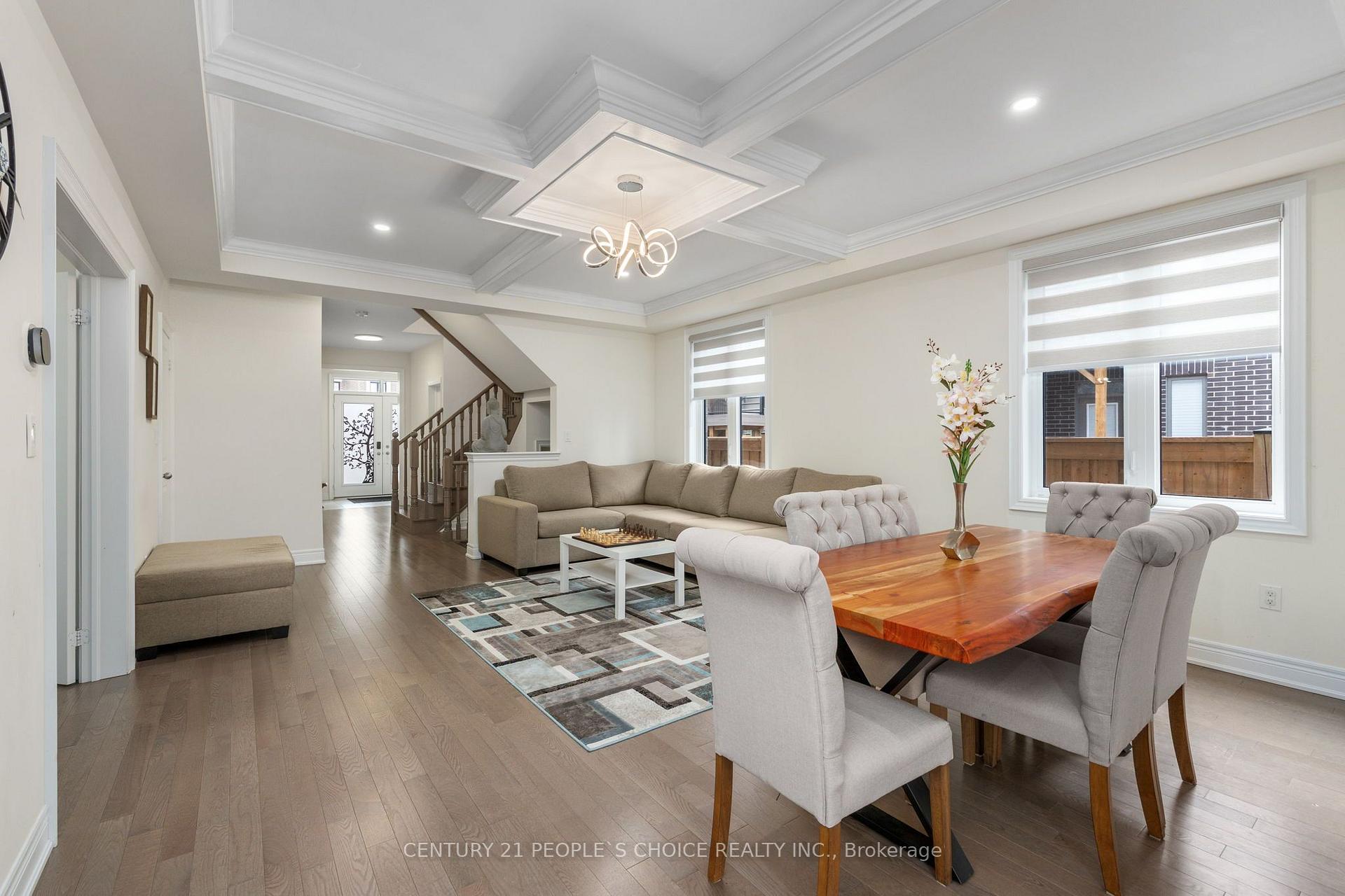 Photo 4 of Unit Upper, 64 Coldwell Bay Circle, Vaughan, Kleinburg — HOMEH