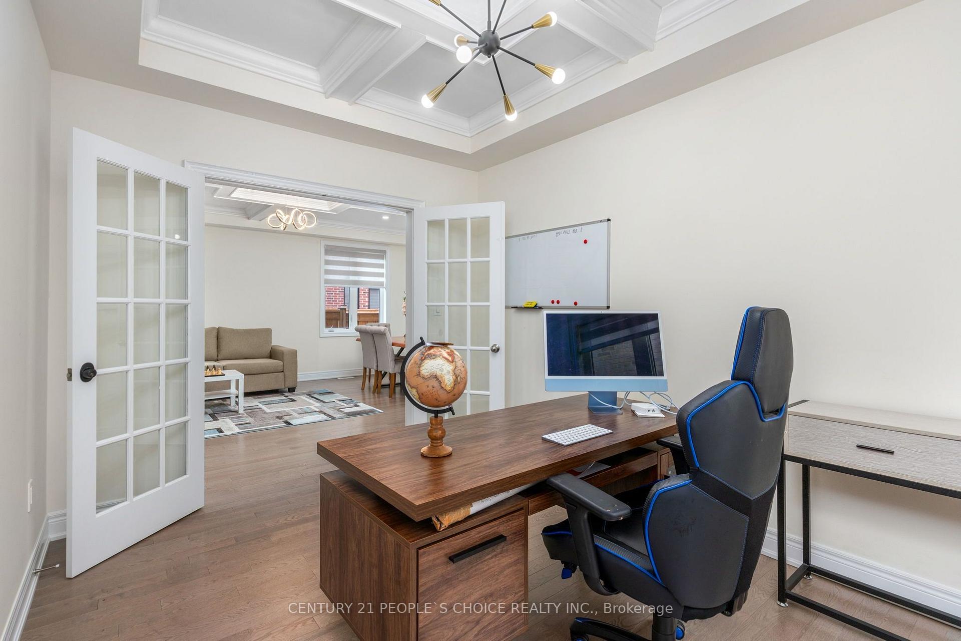 Photo 6 of Unit Upper, 64 Coldwell Bay Circle, Vaughan, Kleinburg — HOMEH