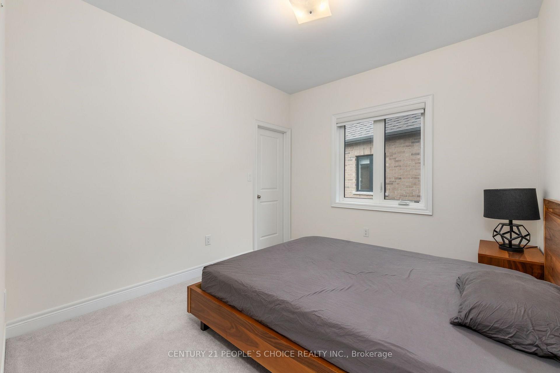 Photo 21 of Unit Upper, 64 Coldwell Bay Circle, Vaughan, Kleinburg — HOMEH