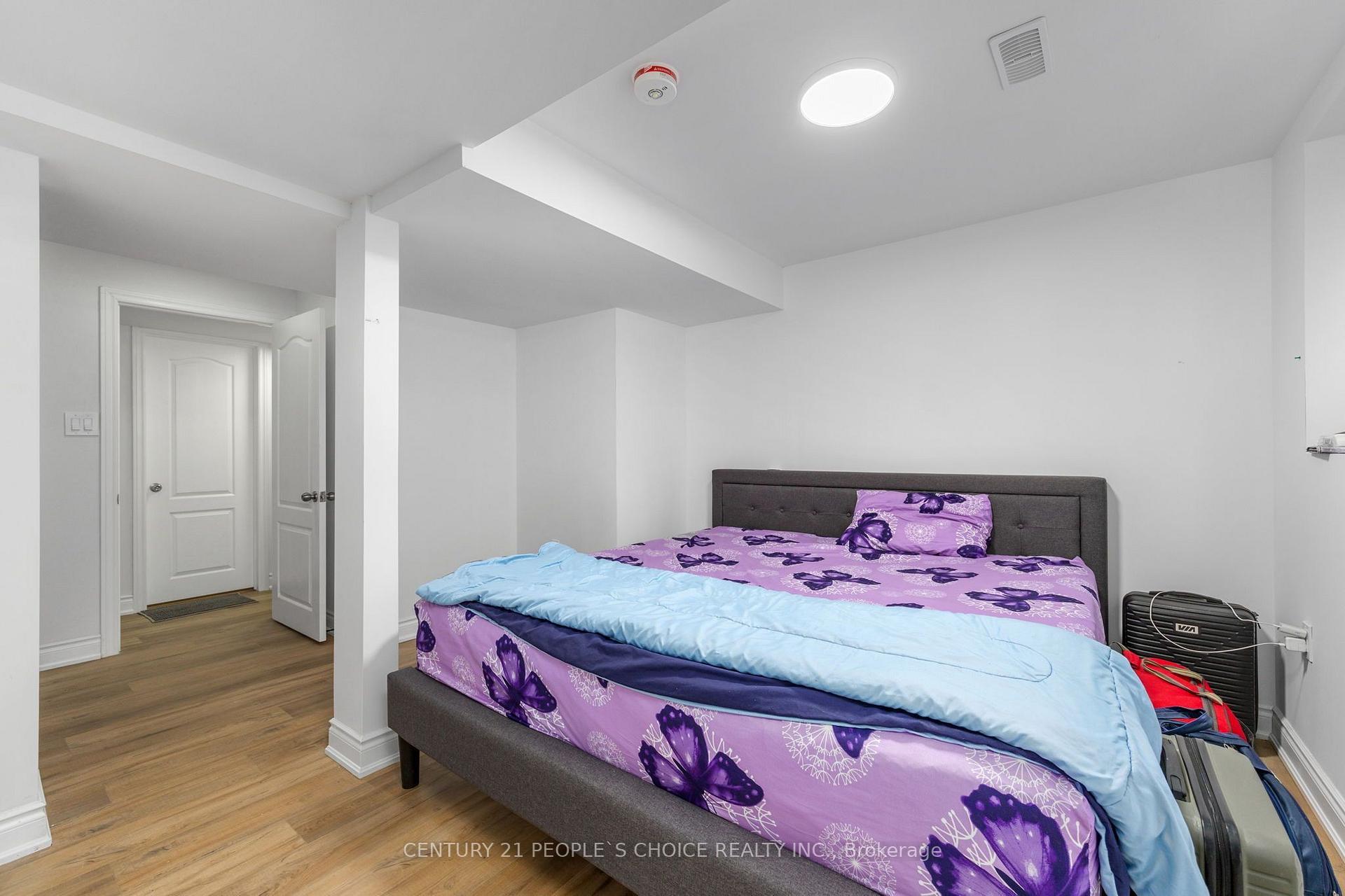 Photo 37 of Unit Upper, 64 Coldwell Bay Circle, Vaughan, Kleinburg — HOMEH