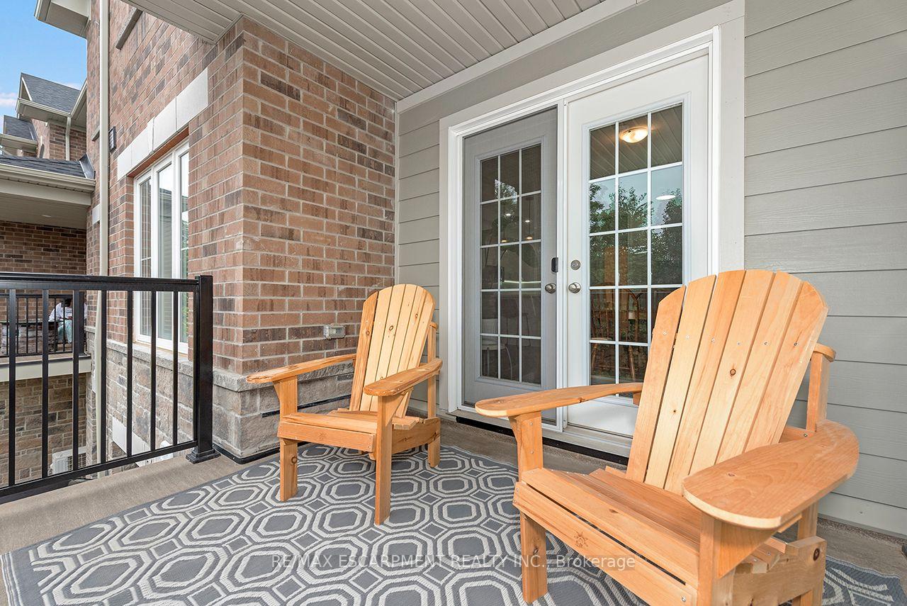 Photo 15 of 677 Park Road N, Brantford, Lynden Hills — HOMEH