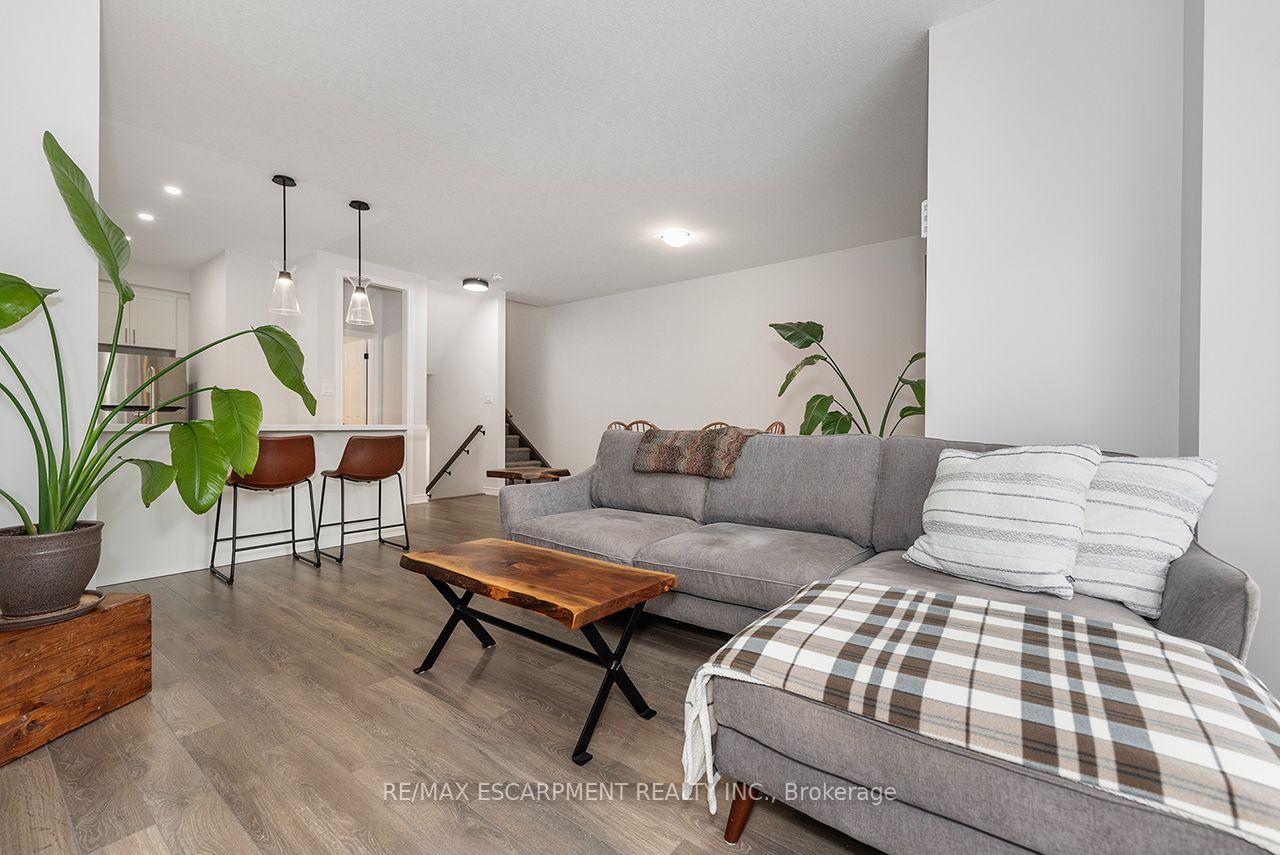 Photo 28 of 677 Park Road N, Brantford, Lynden Hills — HOMEH