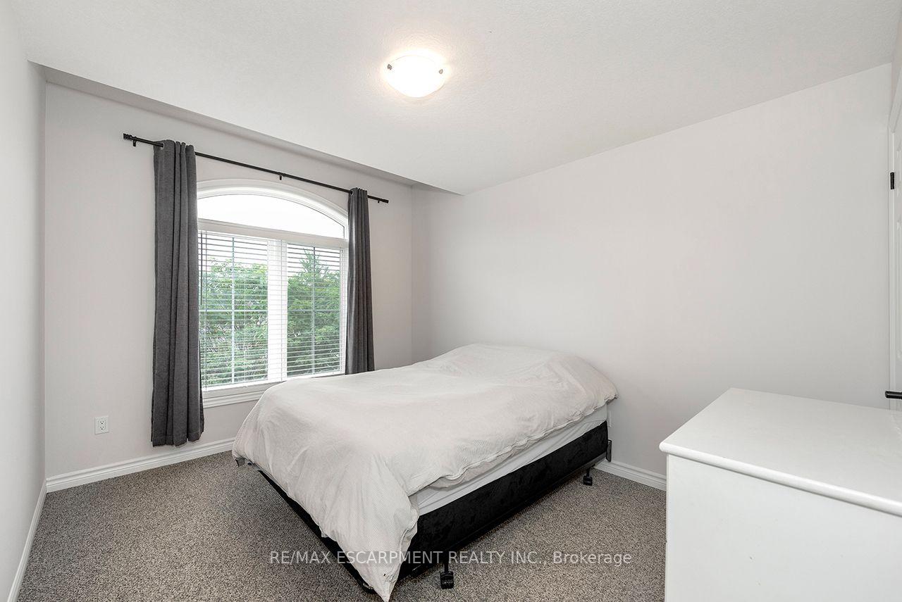 Photo 39 of 677 Park Road N, Brantford, Lynden Hills — HOMEH