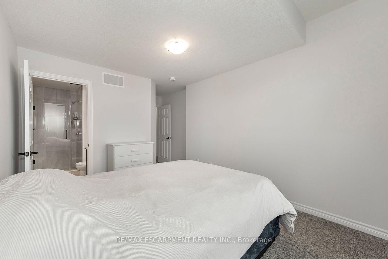 Photo 41 of 677 Park Road N, Brantford, Lynden Hills — HOMEH