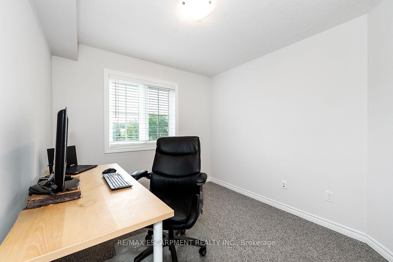 Photo 46 of 677 Park Road N, Brantford, Lynden Hills — HOMEH