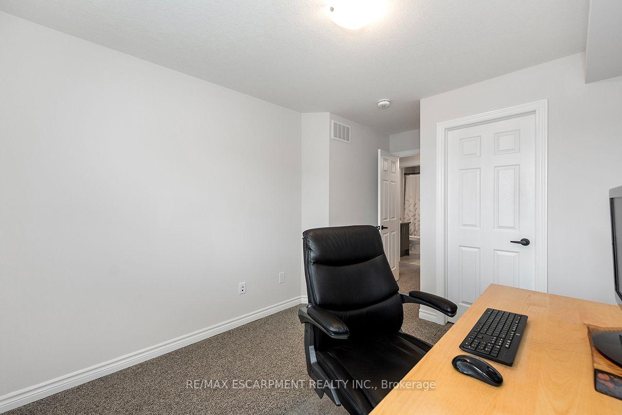 Photo 47 of 677 Park Road N, Brantford, Lynden Hills — HOMEH