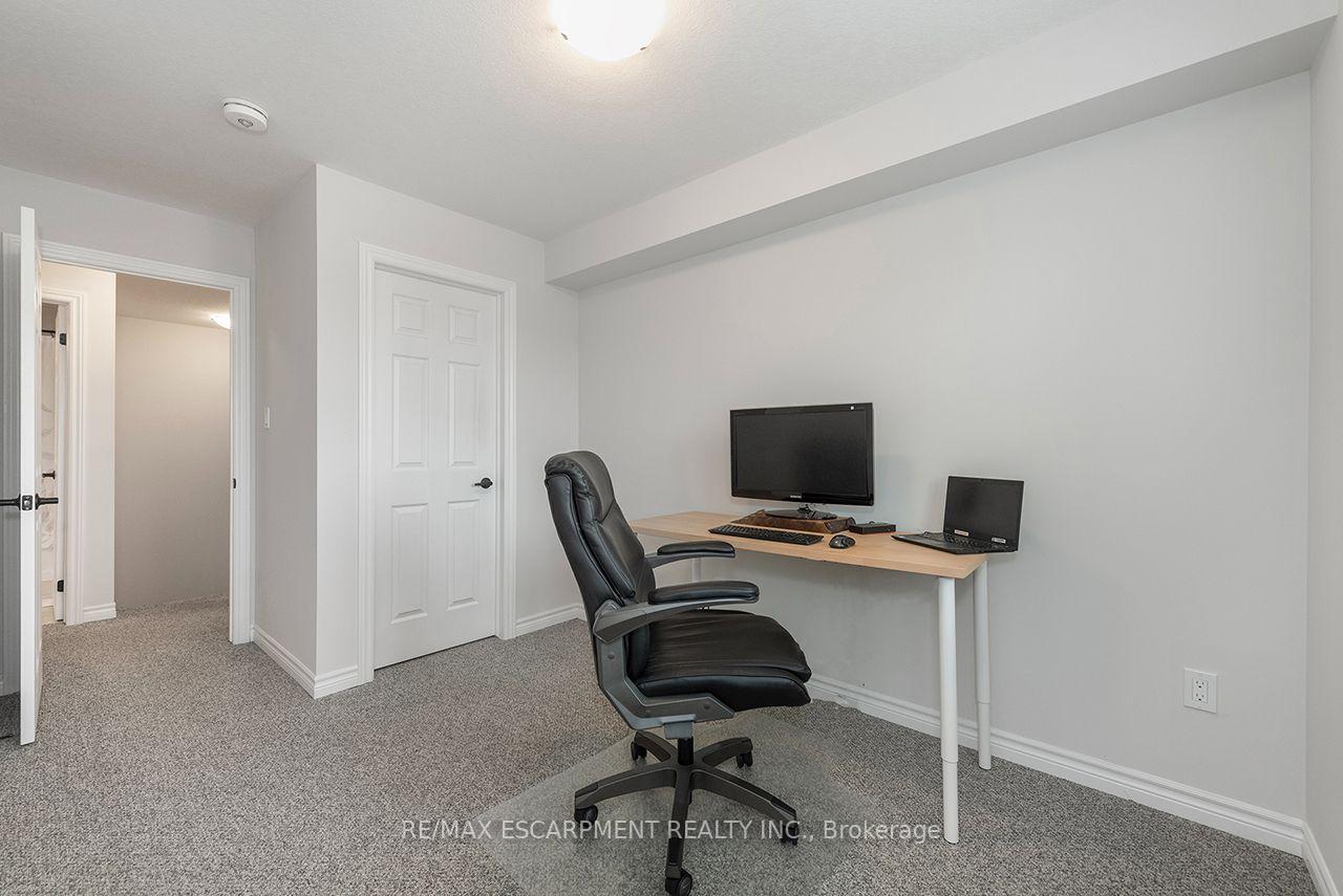 Photo 48 of 677 Park Road N, Brantford, Lynden Hills — HOMEH