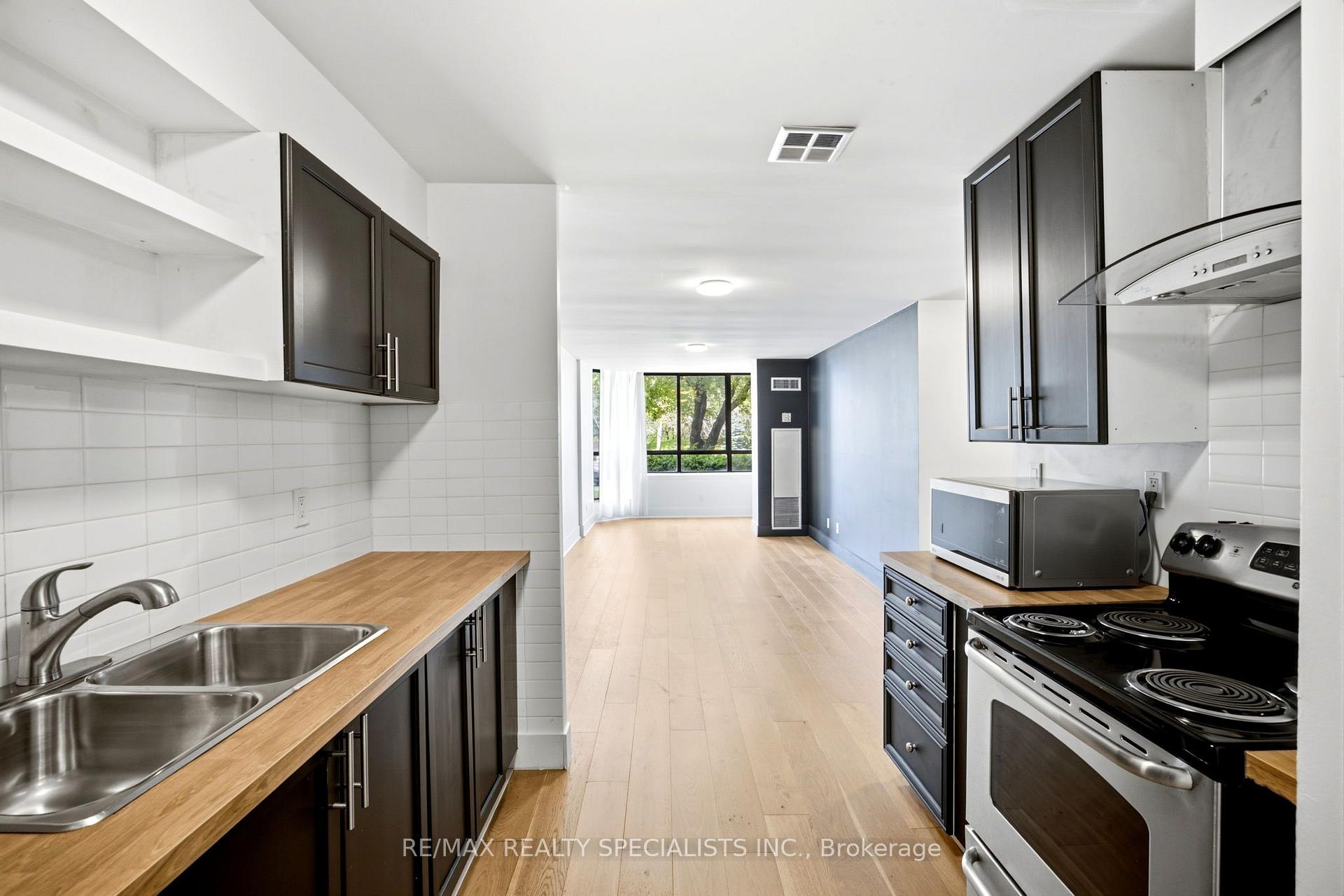 Photo 3 of Unit 113, 55 Bamburgh Circle, Scarborough, Steeles — HOMEH