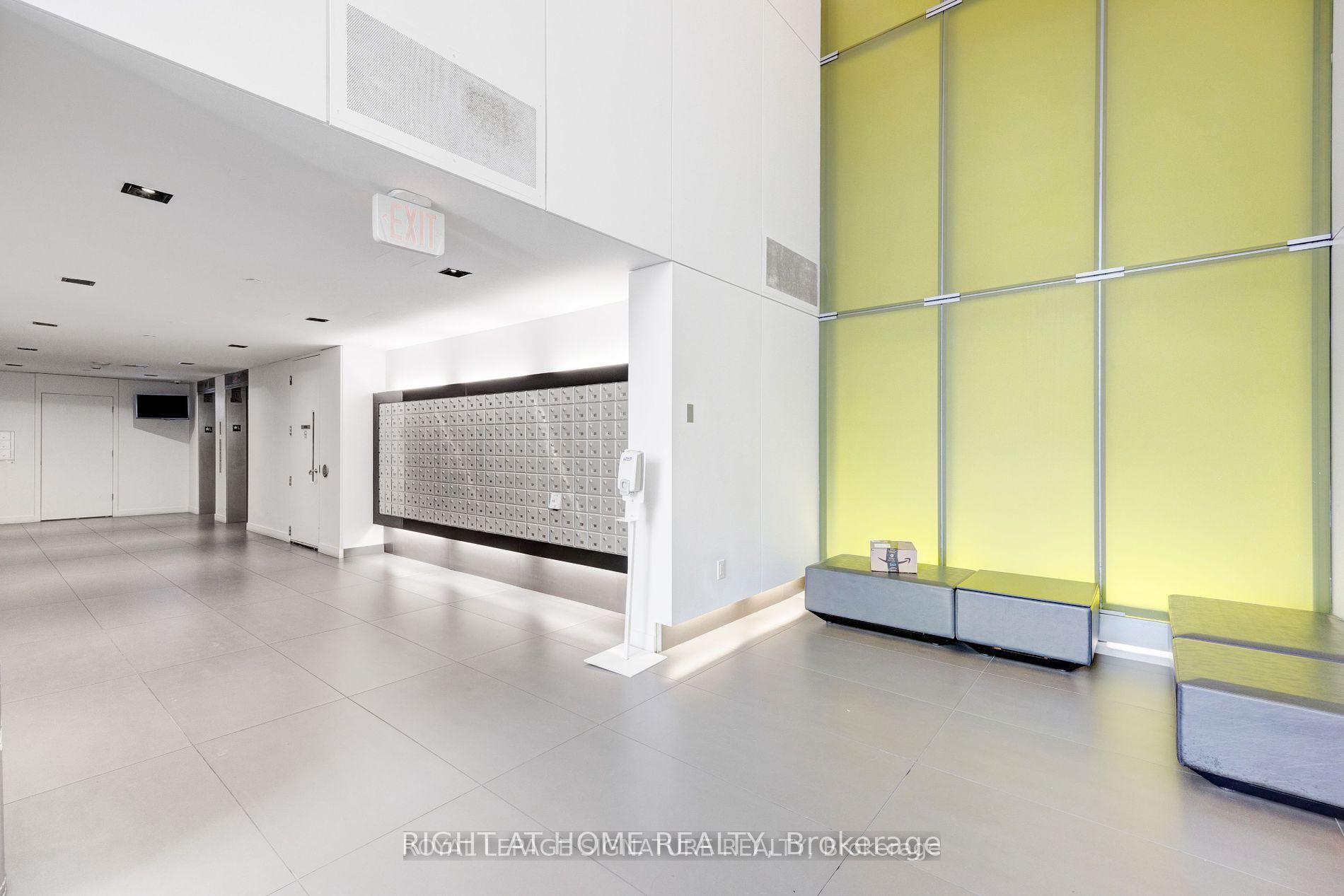 Photo 6 of Unit 502, 32 Trolley Crescent, Toronto, Moss Park — HOMEH