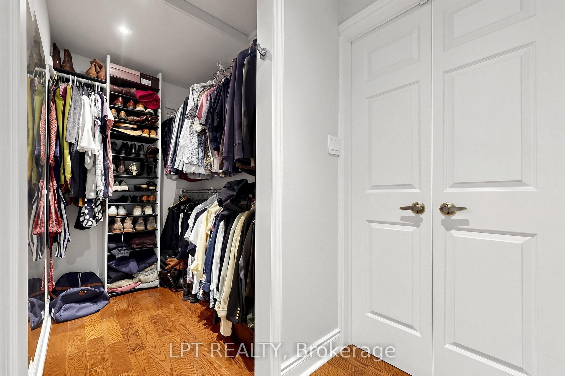 Photo 32 of 1579 Lovelady Crescent, Mississauga, Rathwood — HOMEH