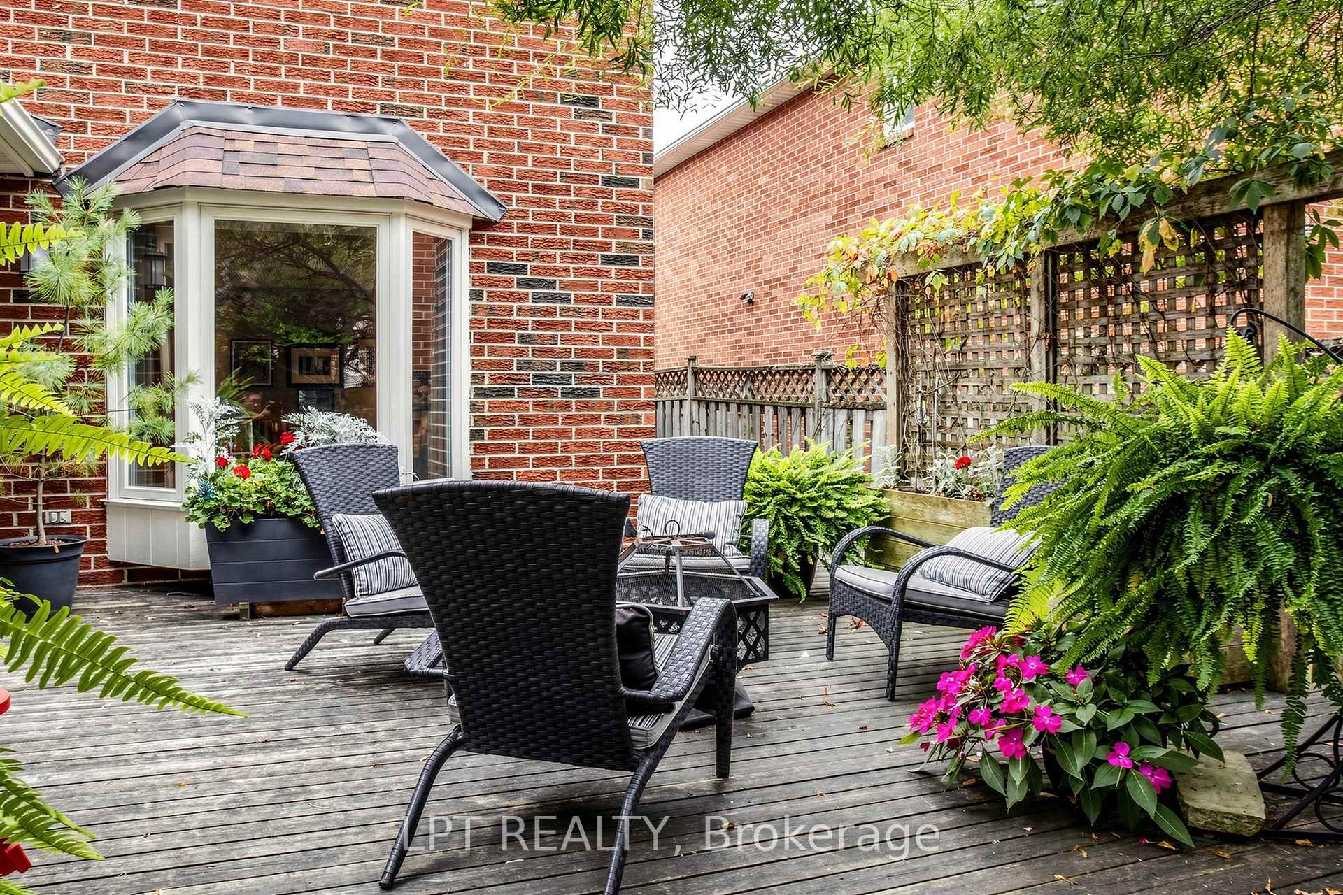 Photo 47 of 1579 Lovelady Crescent, Mississauga, Rathwood — HOMEH