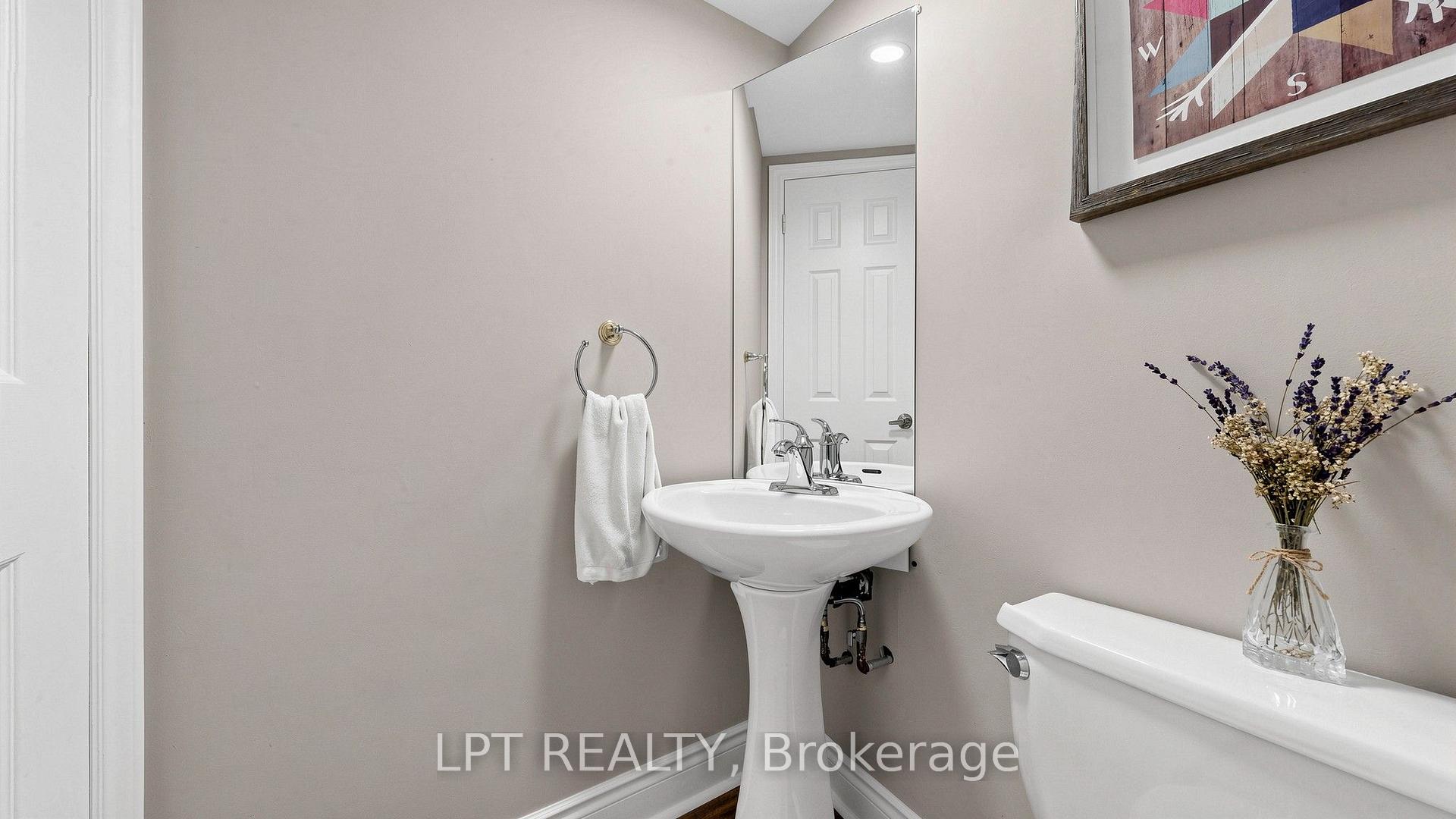 Photo 45 of 1579 Lovelady Crescent, Mississauga, Rathwood — HOMEH