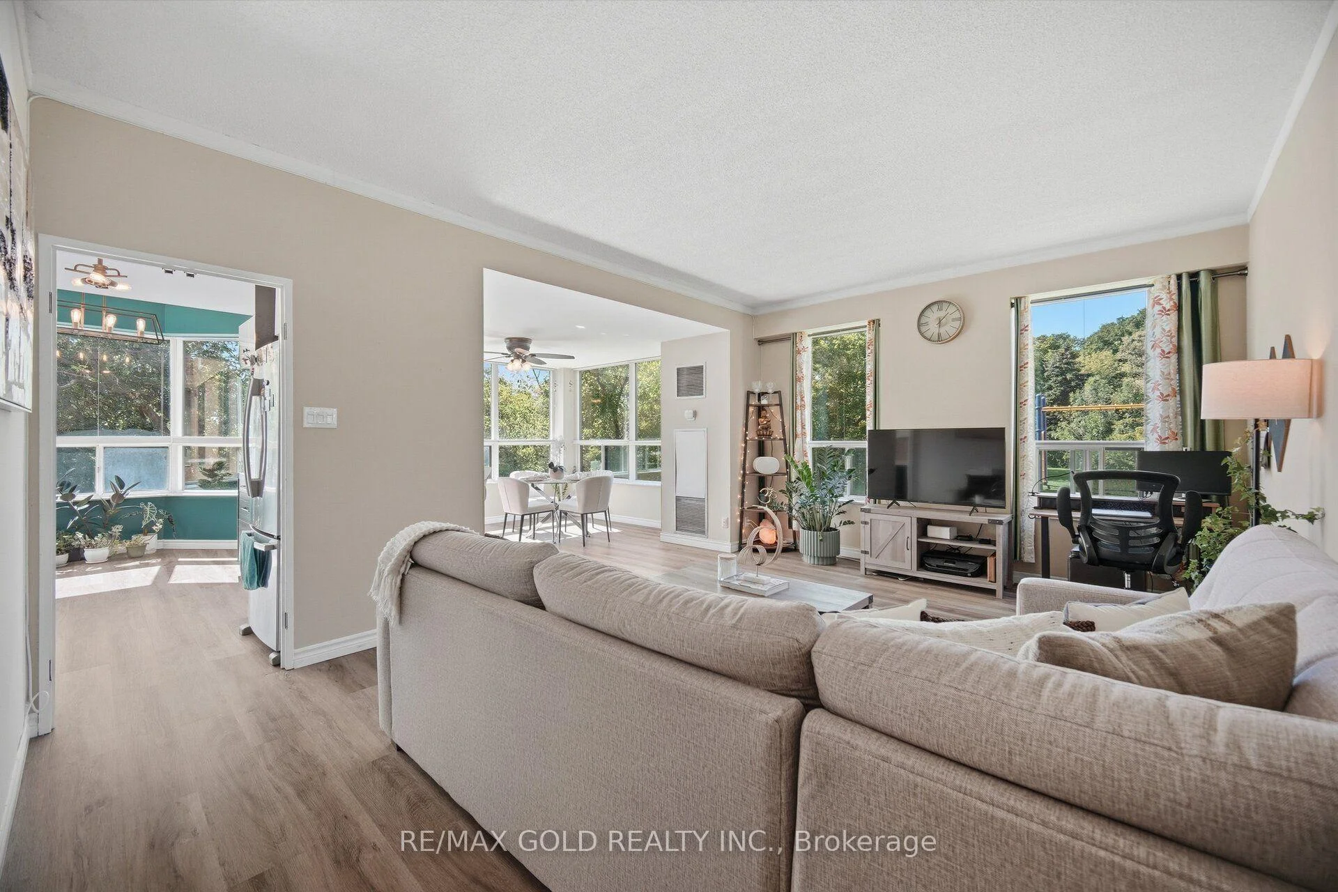 Photo of Unit 112, 6 Humberline Drive