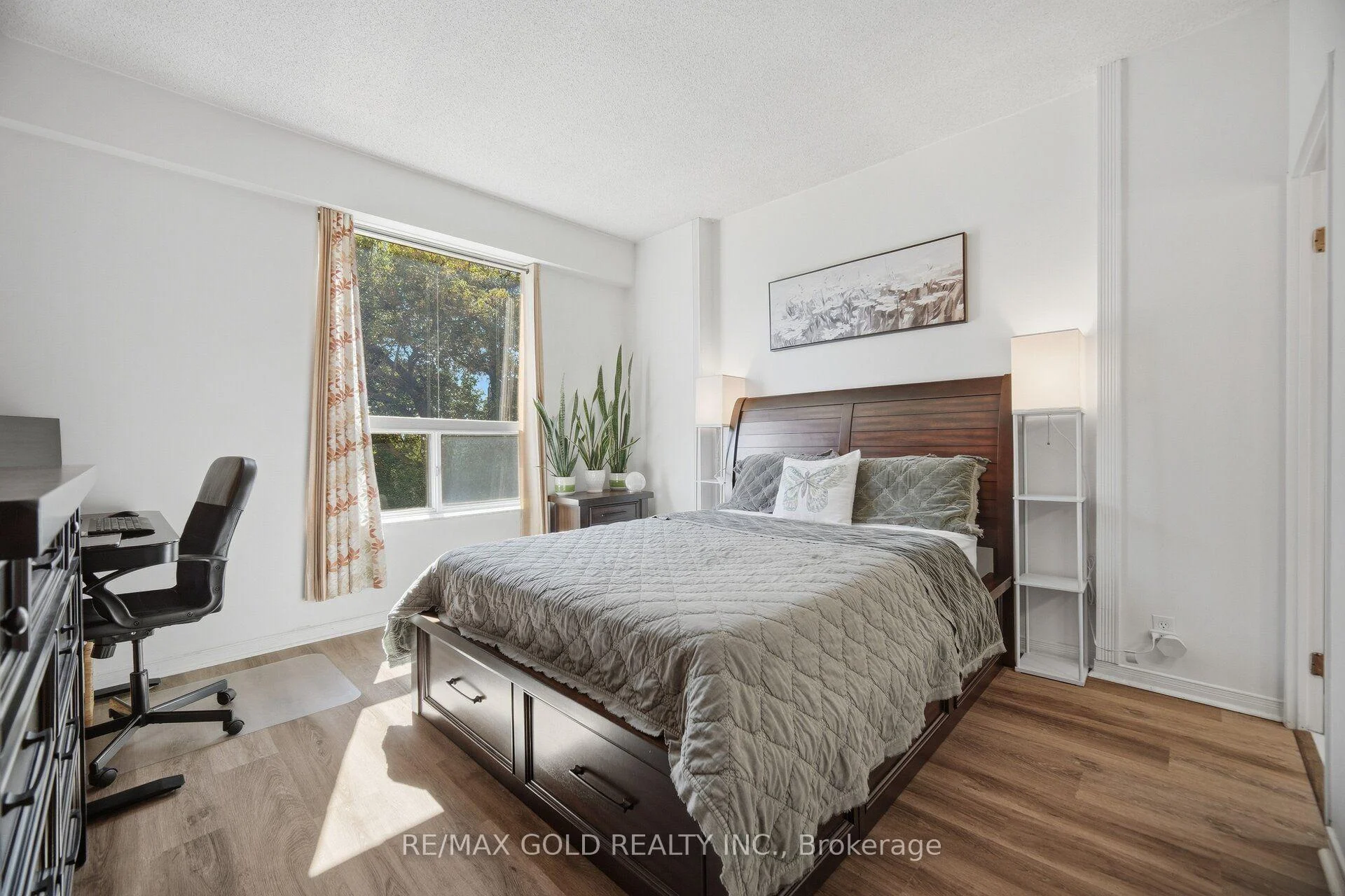 Photo 15 of Unit 112, 6 Humberline Drive, Etobicoke, West Humber-Clairville — HOMEH