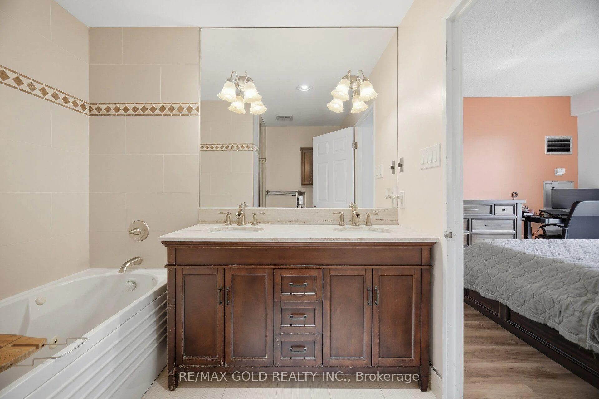 Photo 18 of Unit 112, 6 Humberline Drive, Etobicoke, West Humber-Clairville — HOMEH