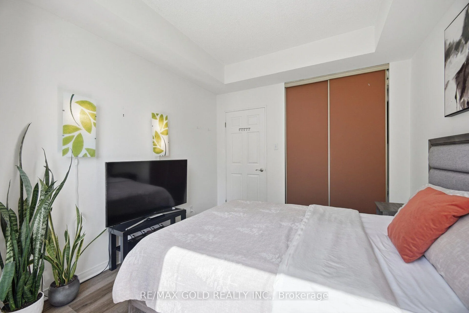 Photo 21 of Unit 112, 6 Humberline Drive, Etobicoke, West Humber-Clairville — HOMEH