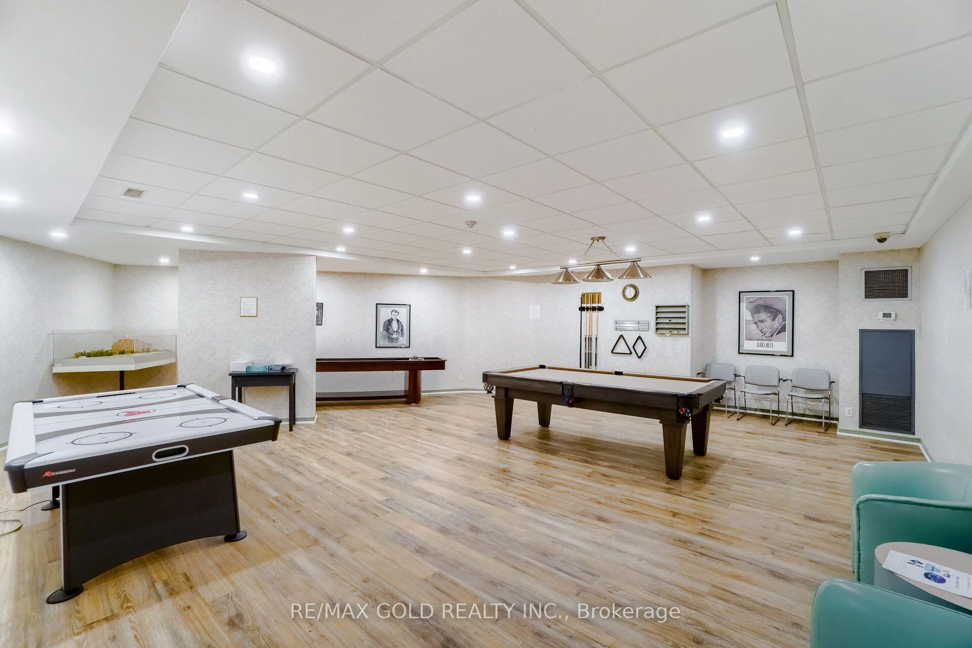 Photo 26 of Unit 112, 6 Humberline Drive, Etobicoke, West Humber-Clairville — HOMEH
