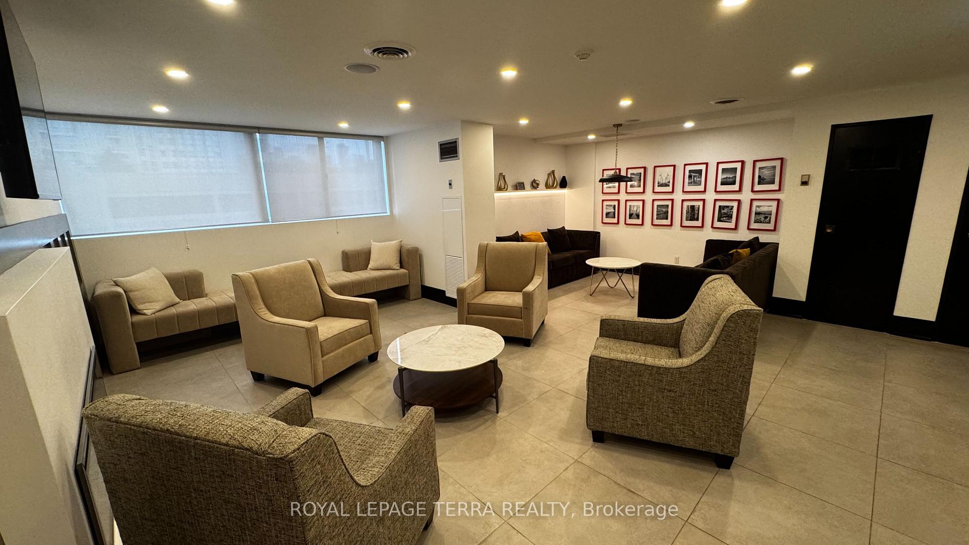 Photo 20 of Unit 1401, 3700 Kaneff Crescent, Mississauga, Mississauga Valleys — HOMEH