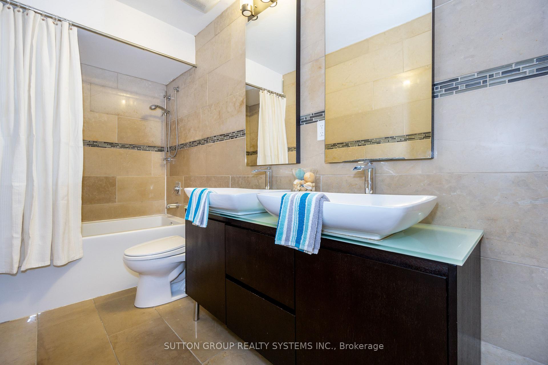 Photo 16 of Unit Upper, 233 Hullmar Drive, North York, Black Creek — HOMEH