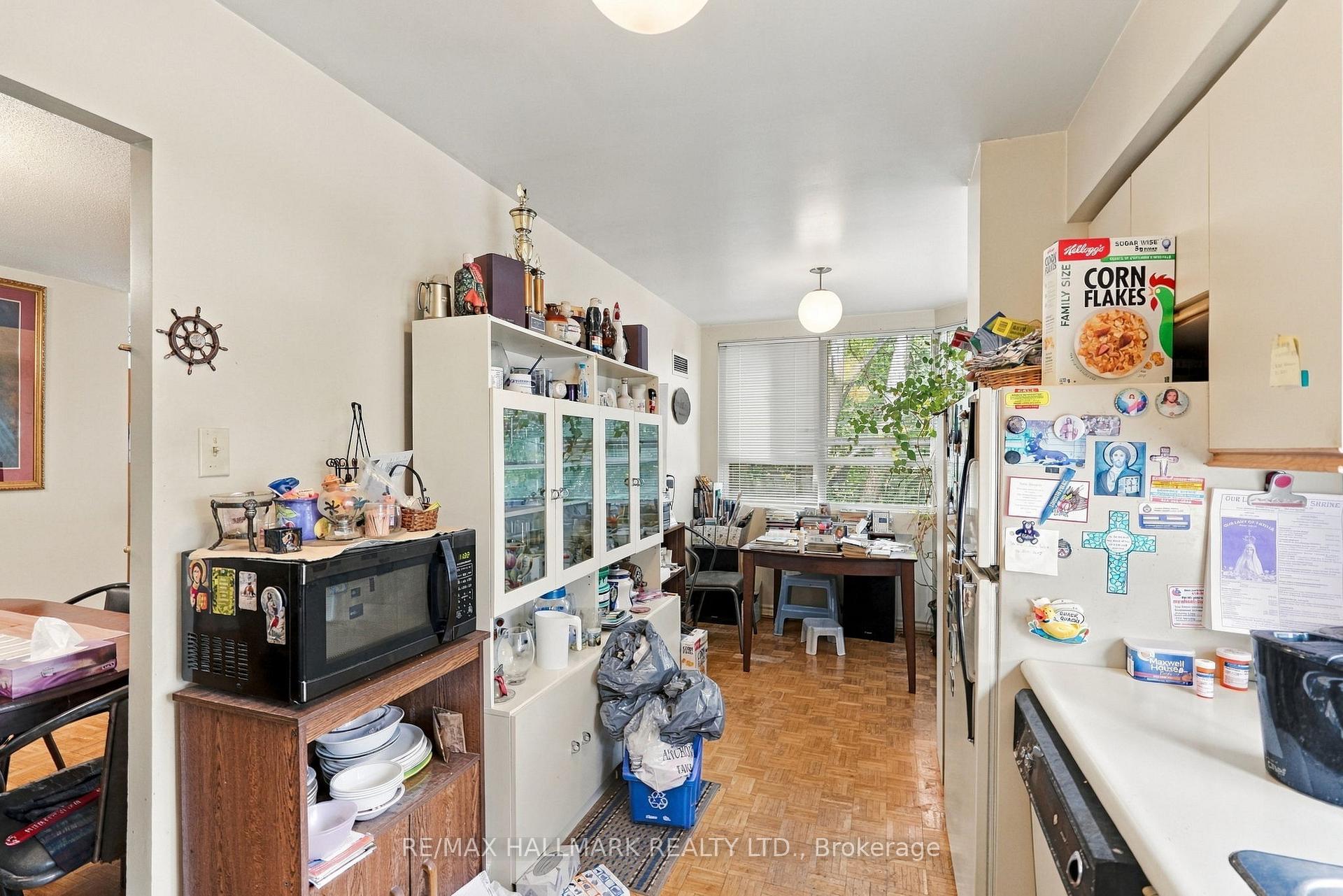 Photo 14 of Unit 303, 4 Park Vista, Toronto, O'Connor-Parkview — HOMEH