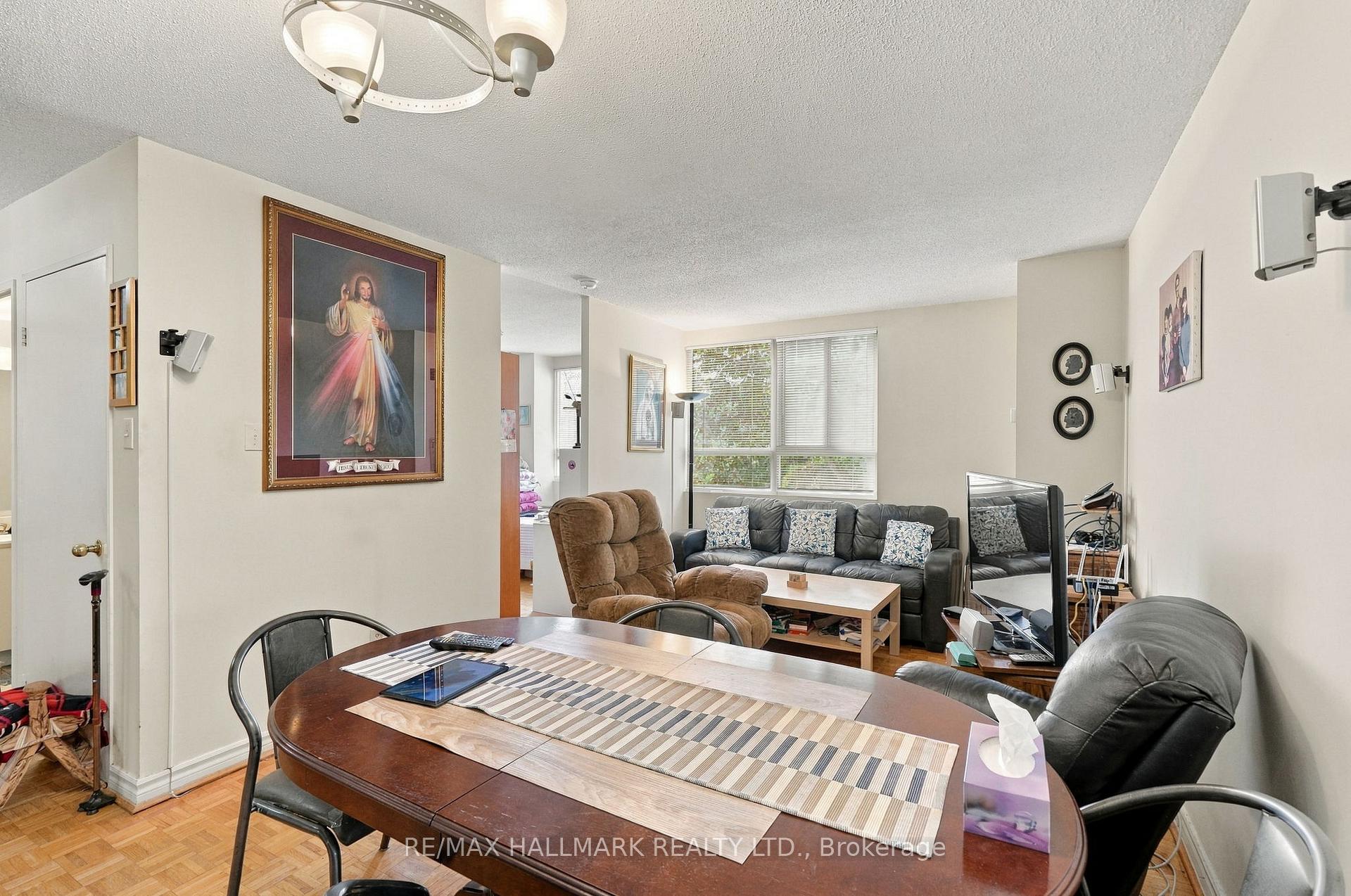 Photo 17 of Unit 303, 4 Park Vista, Toronto, O'Connor-Parkview — HOMEH