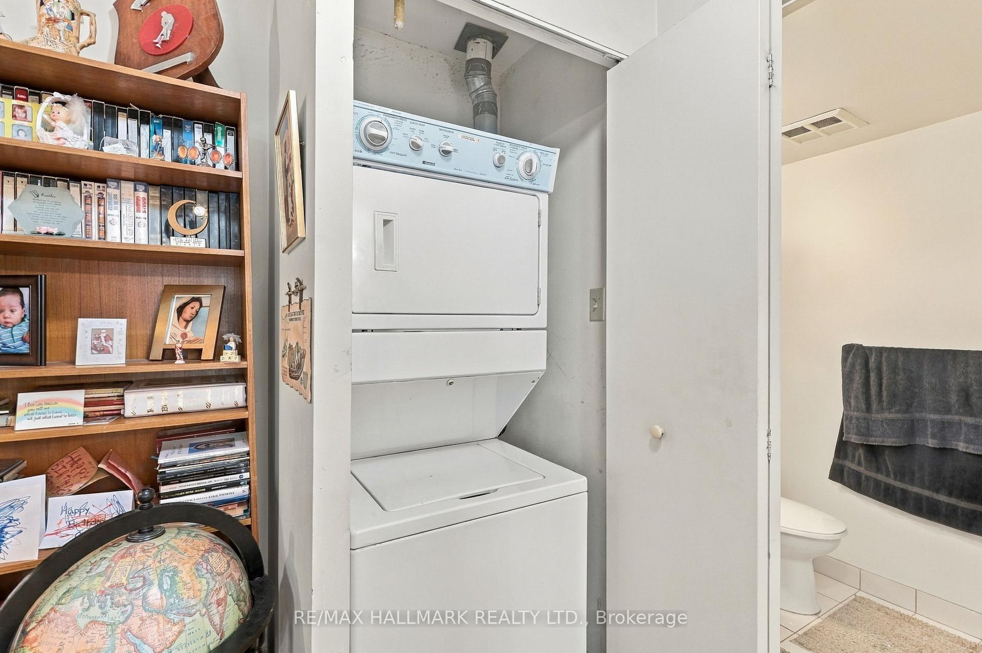 Photo 23 of Unit 303, 4 Park Vista, Toronto, O'Connor-Parkview — HOMEH