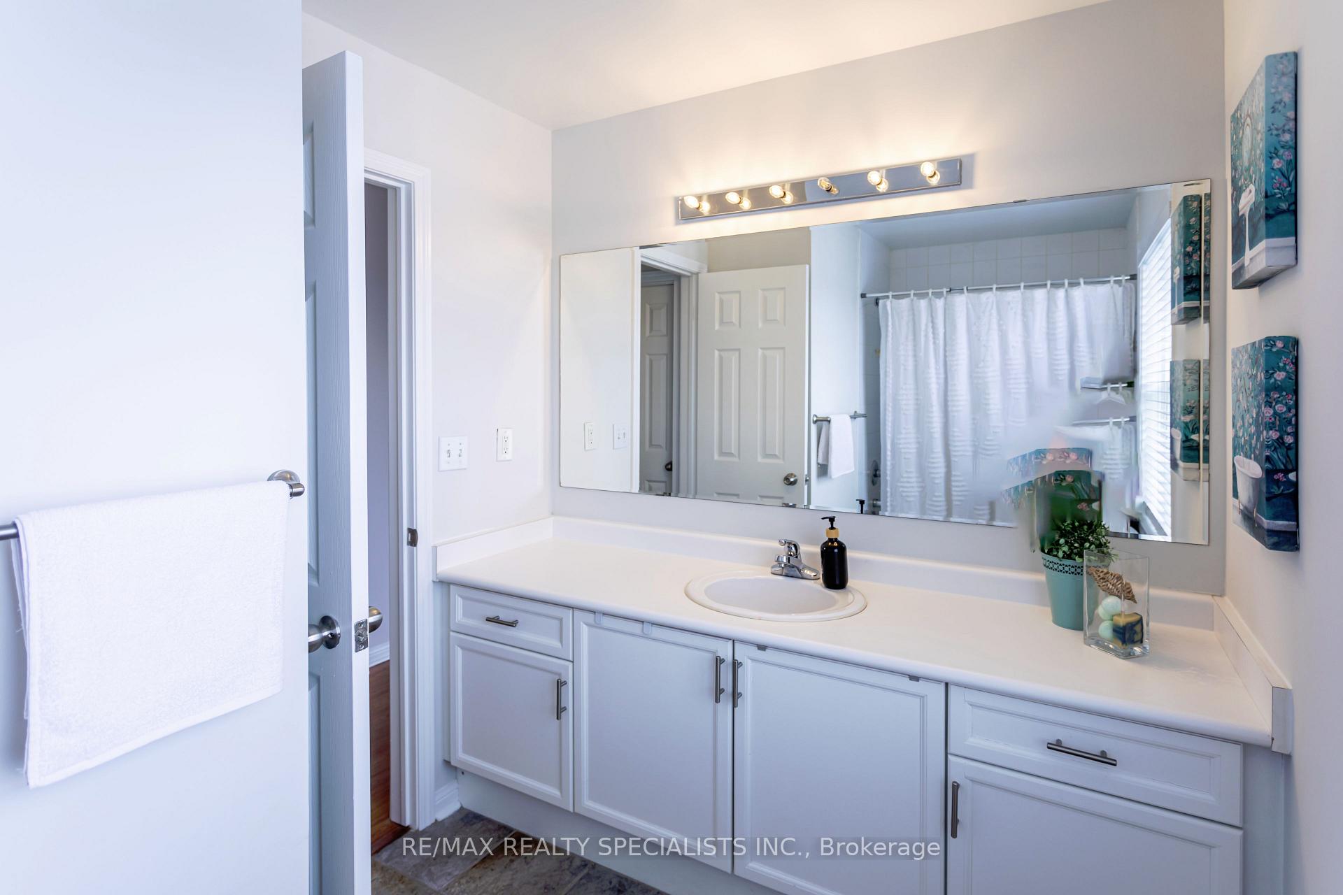 Photo 20 of 511 Collis Court N, Milton, Clarke — HOMEH