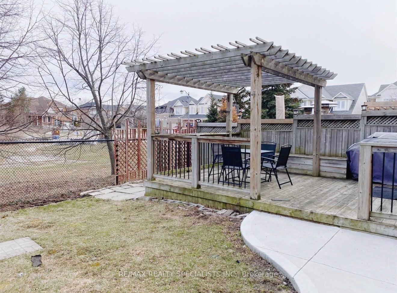 Photo 34 of 511 Collis Court N, Milton, Clarke — HOMEH