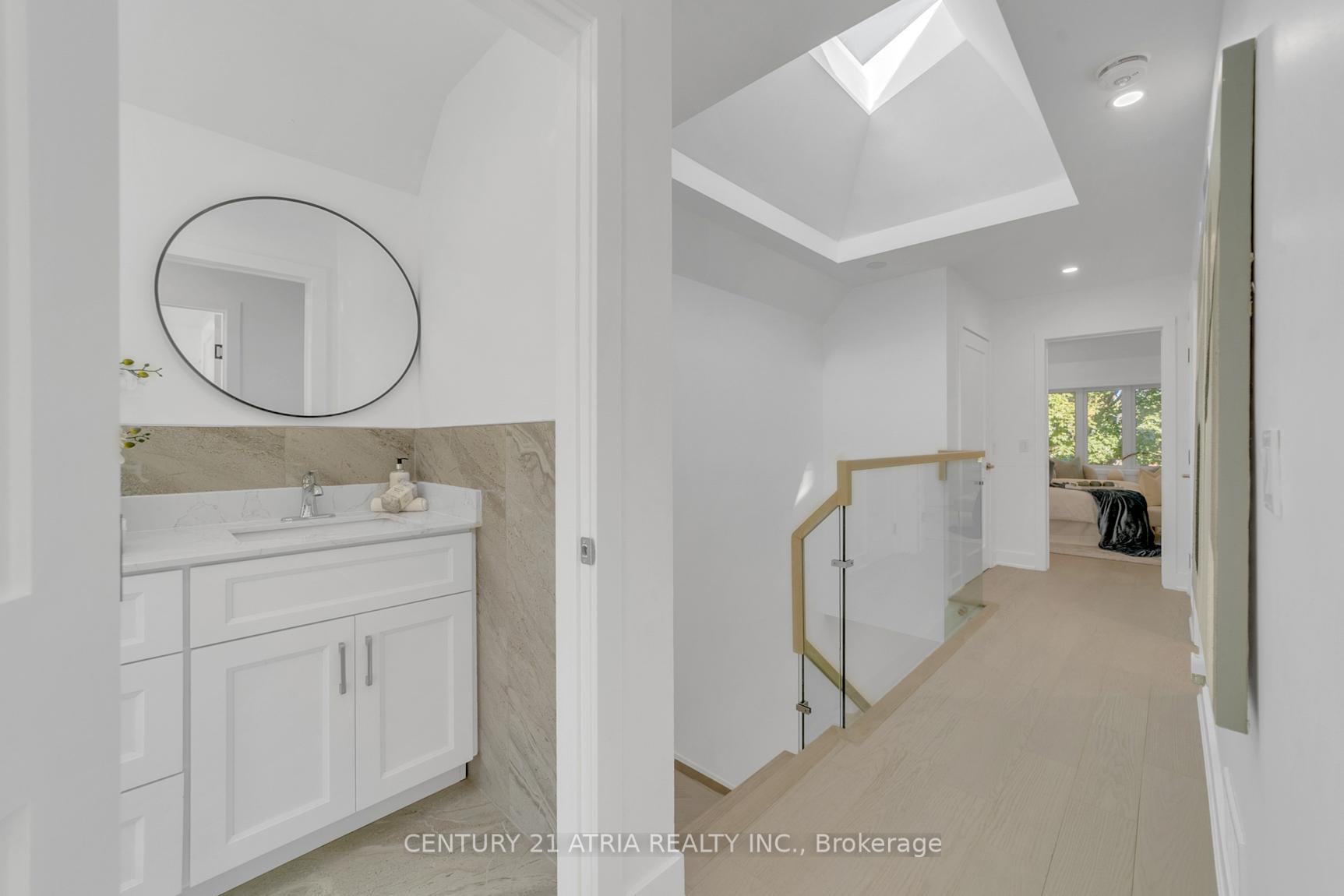 Photo 22 of 47 Eighth Street, Etobicoke, New Toronto — HOMEH