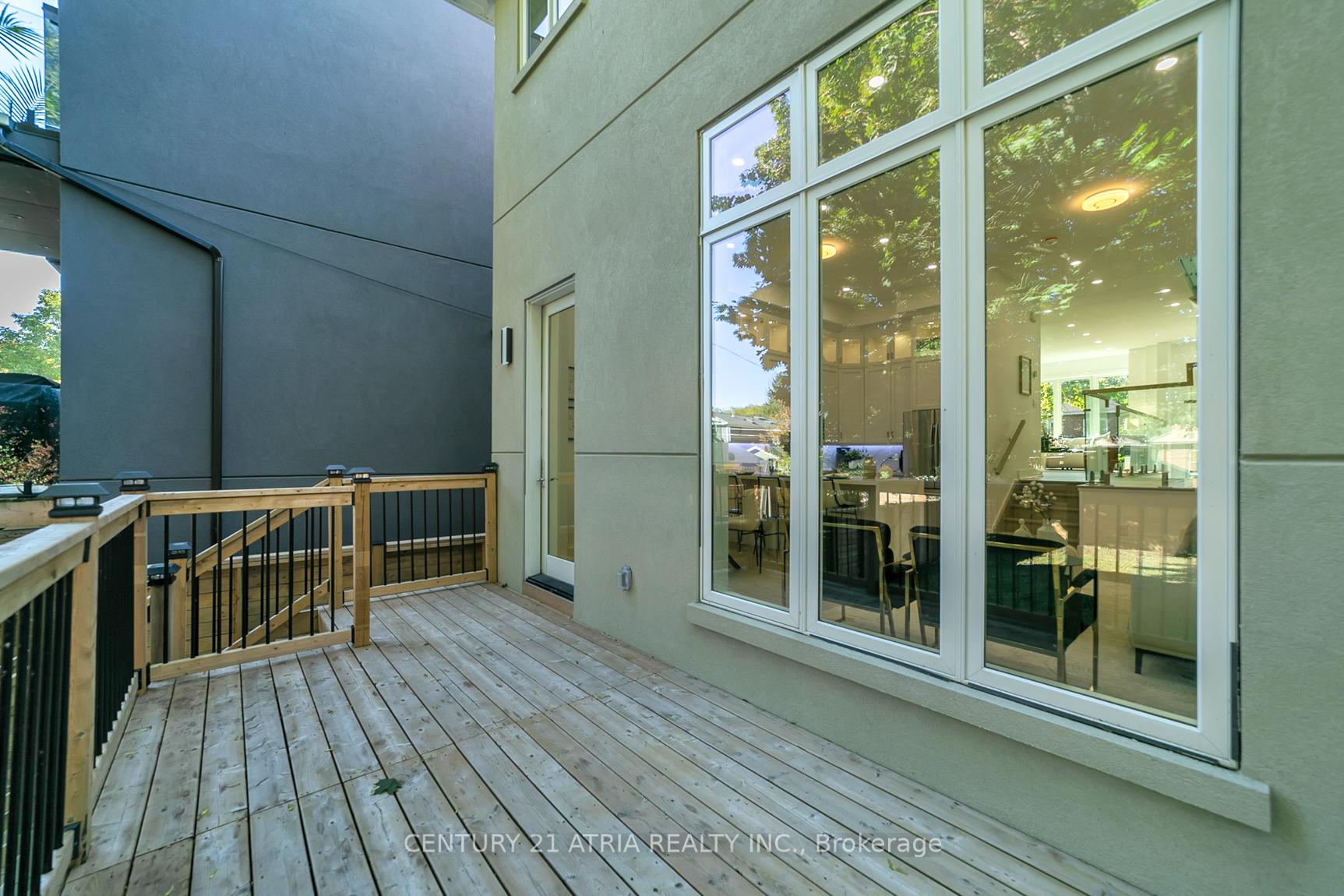Photo 40 of 47 Eighth Street, Etobicoke, New Toronto — HOMEH