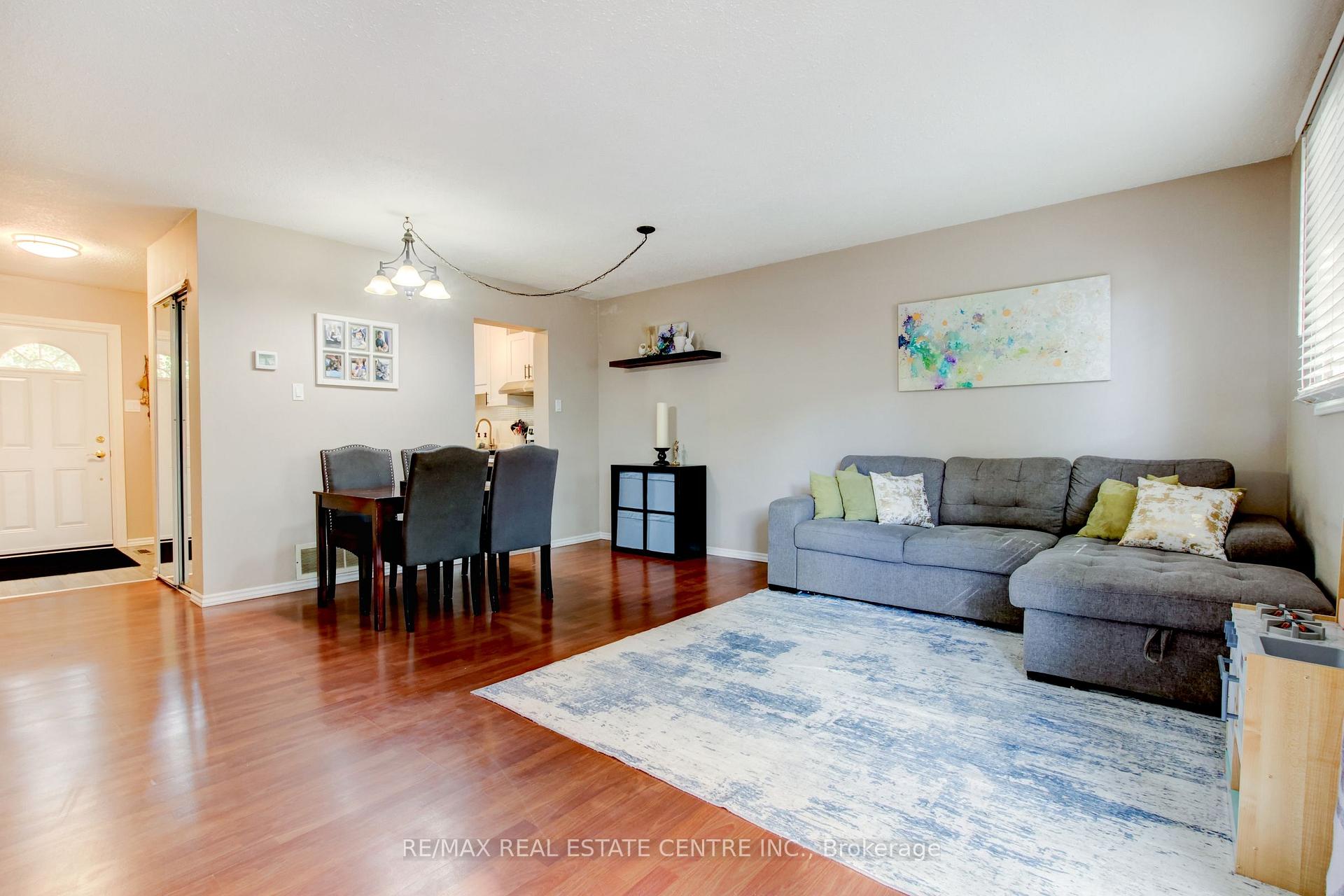 Photo 12 of Unit 108, 45 Hansen Road N, Brampton, Madoc — HOMEH