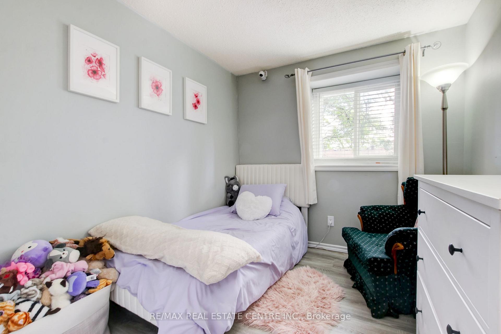 Photo 20 of Unit 108, 45 Hansen Road N, Brampton, Madoc — HOMEH