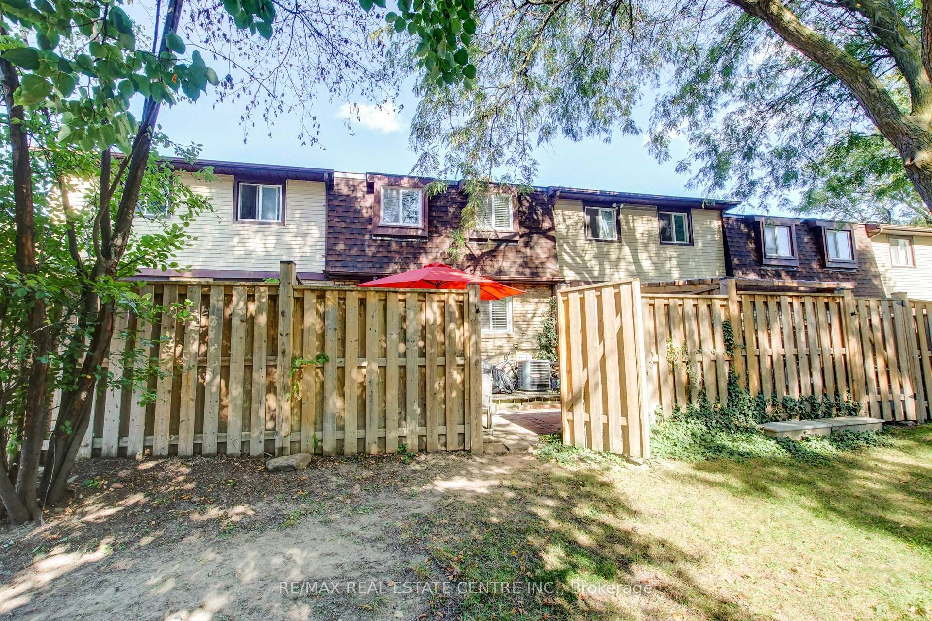 Photo 29 of Unit 108, 45 Hansen Road N, Brampton, Madoc — HOMEH