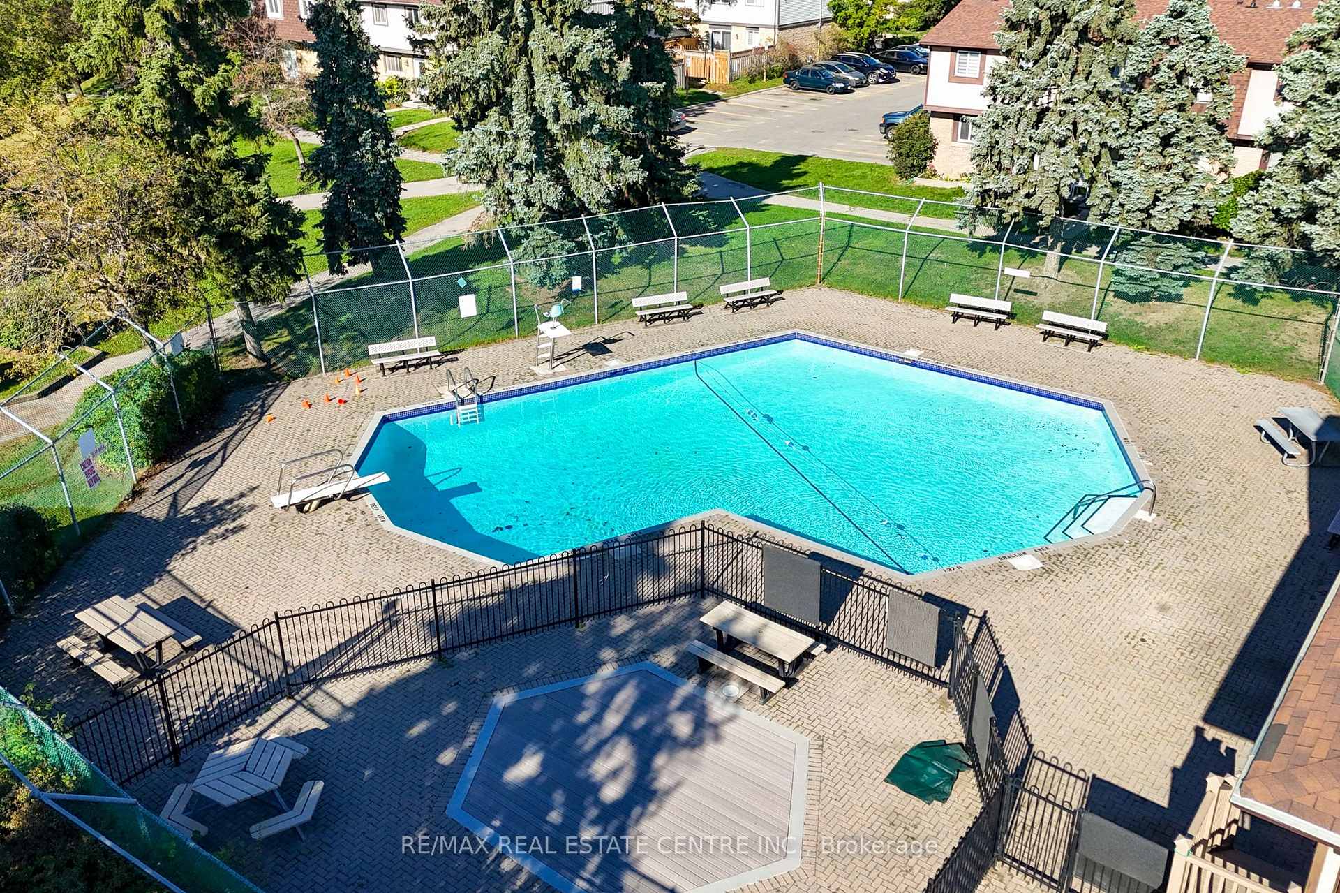 Photo 36 of Unit 108, 45 Hansen Road N, Brampton, Madoc — HOMEH