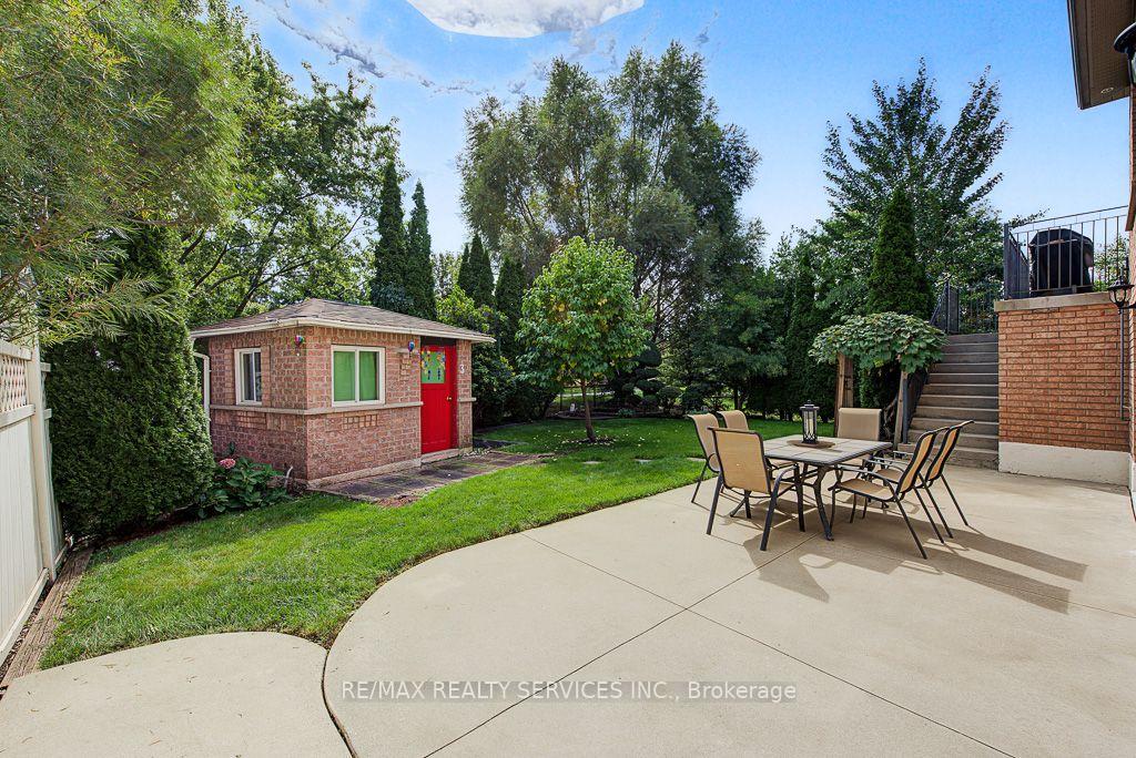 Photo 40 of 33 Woodvalley Drive, Brampton, Fletcher's Meadow — HOMEH