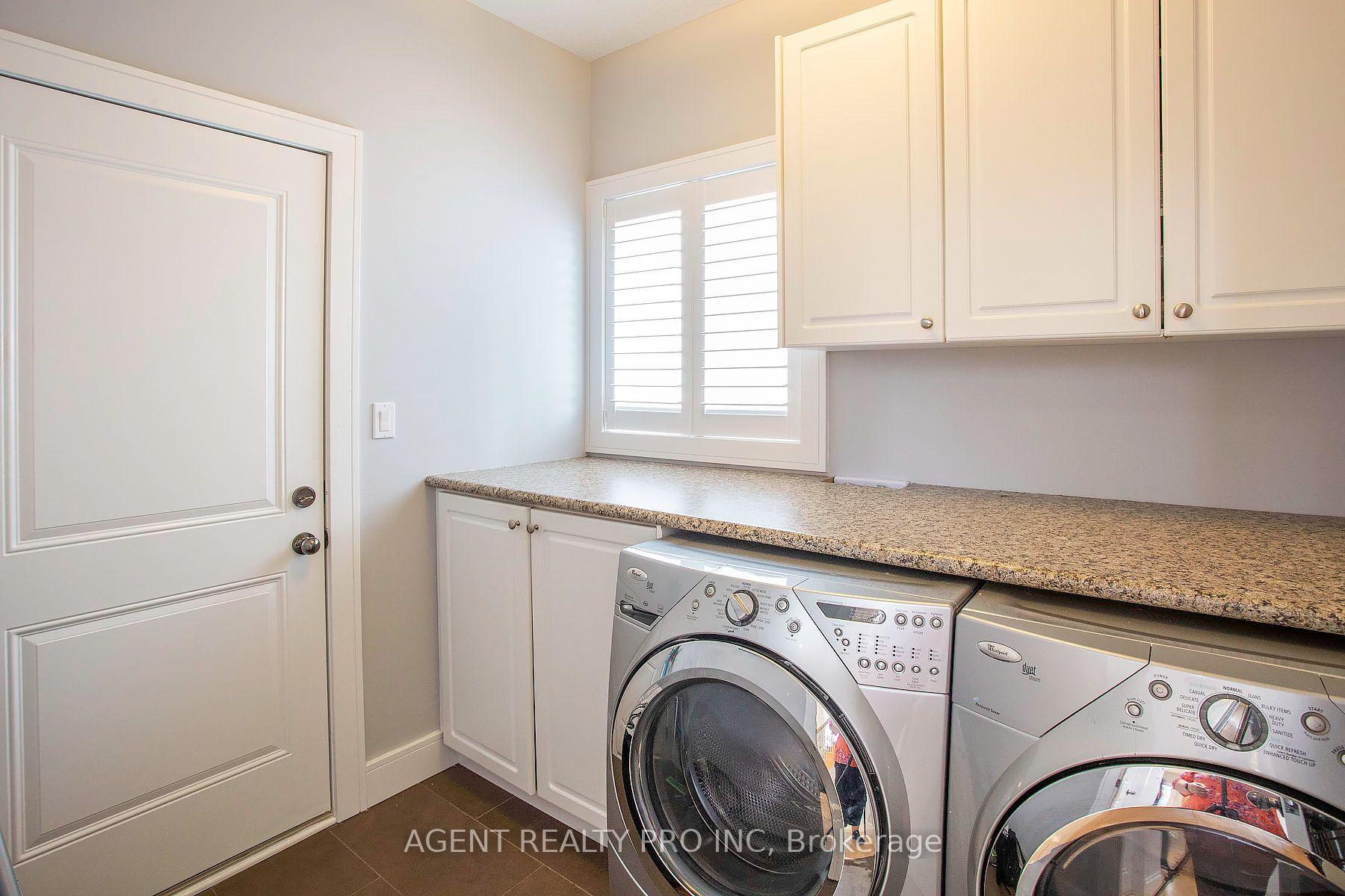 Photo 24 of 1912 Jubilee Drive, London, North E — HOMEH