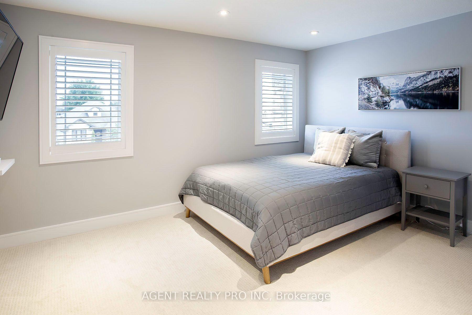 Photo 32 of 1912 Jubilee Drive, London, North E — HOMEH