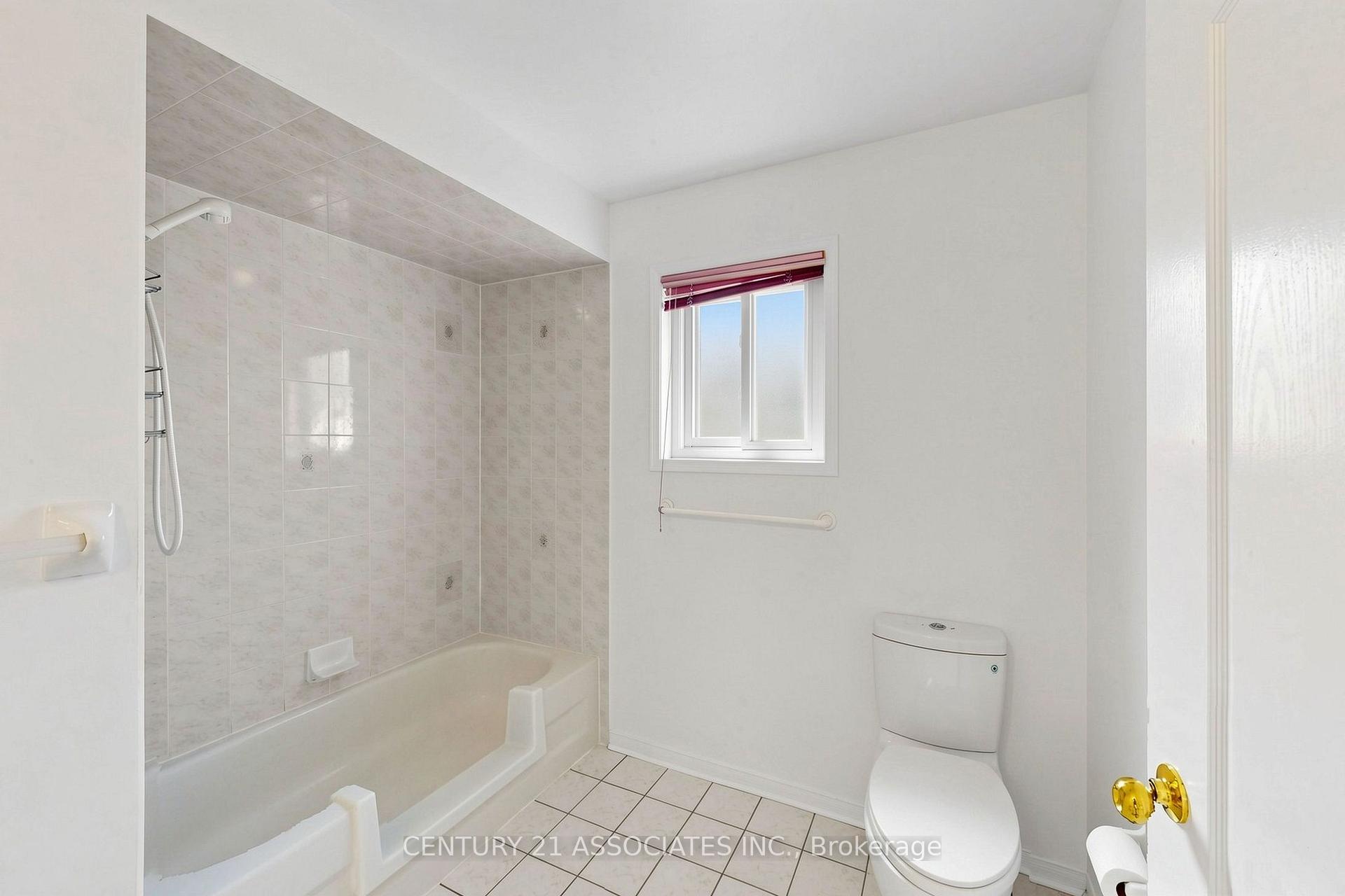 Photo 41 of 890 Blyleven Boulevard, Mississauga, East Credit — HOMEH