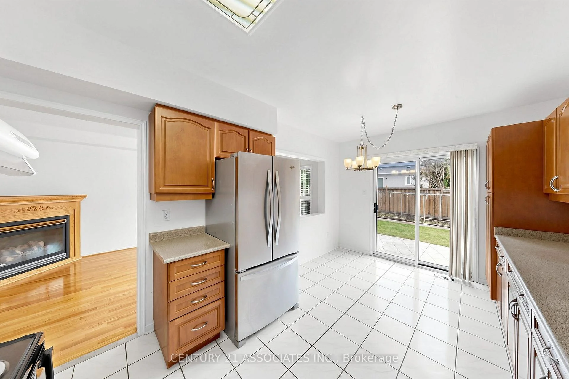 Photo 23 of 890 Blyleven Boulevard, Mississauga, East Credit — HOMEH